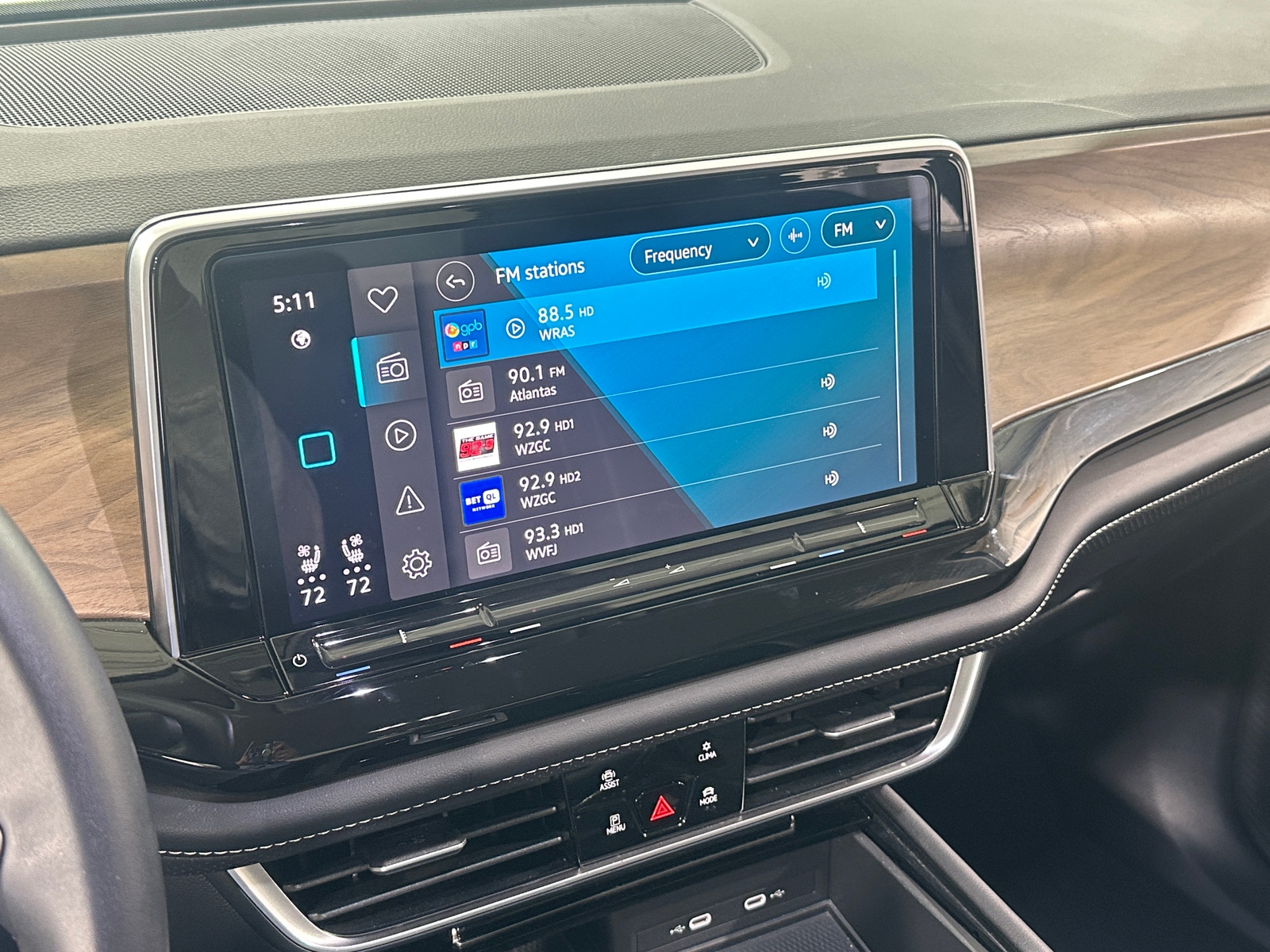 Thumbnail: 2025 Volkswagen Atlas - 3