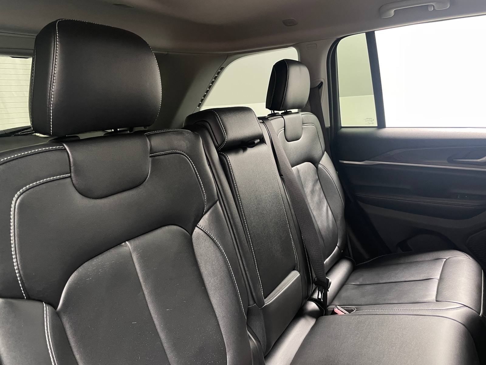 Thumbnail: 2023 Jeep Grand Cherokee - 5