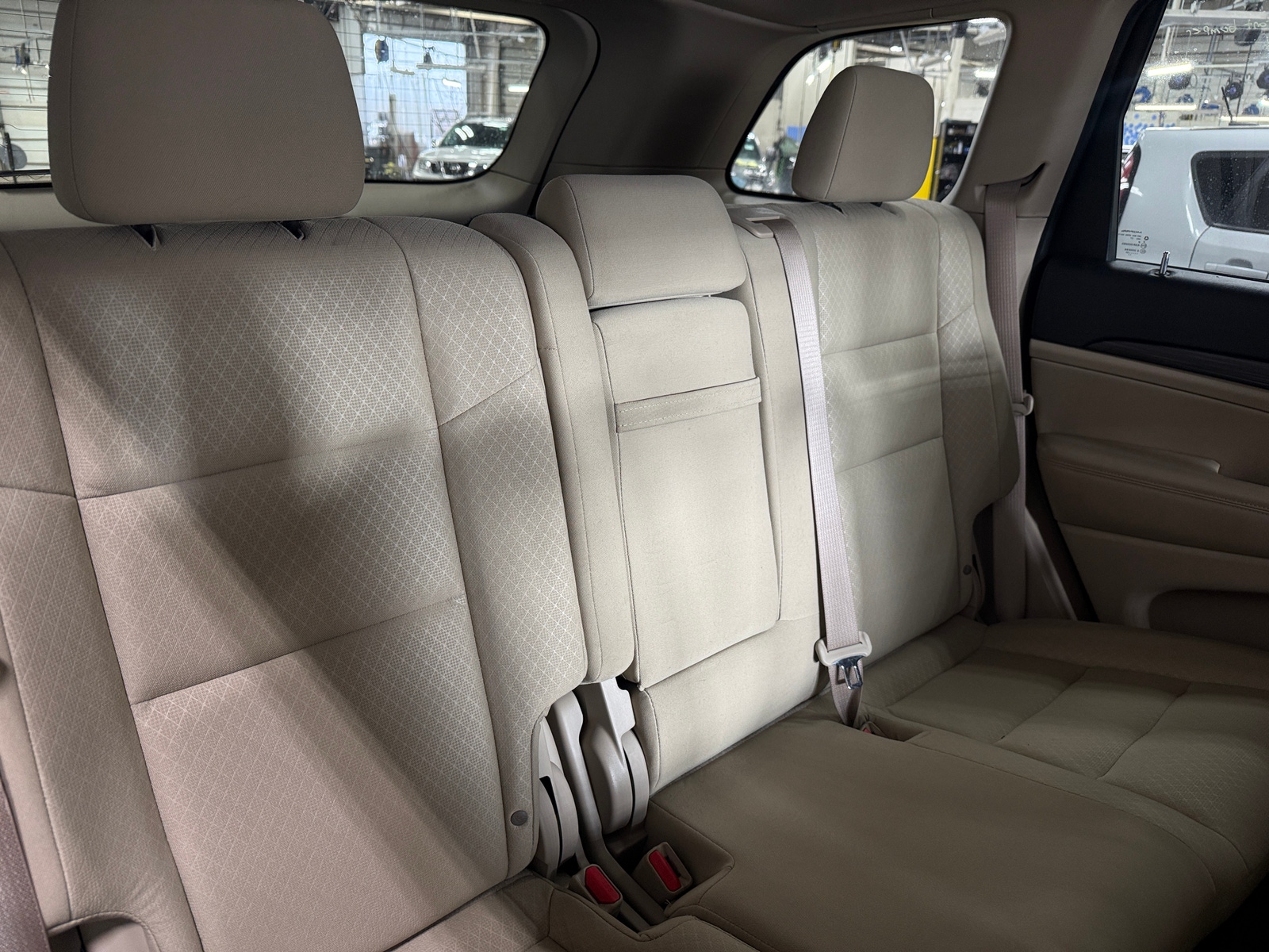 Thumbnail: 2022 Jeep Grand Cherokee - 6