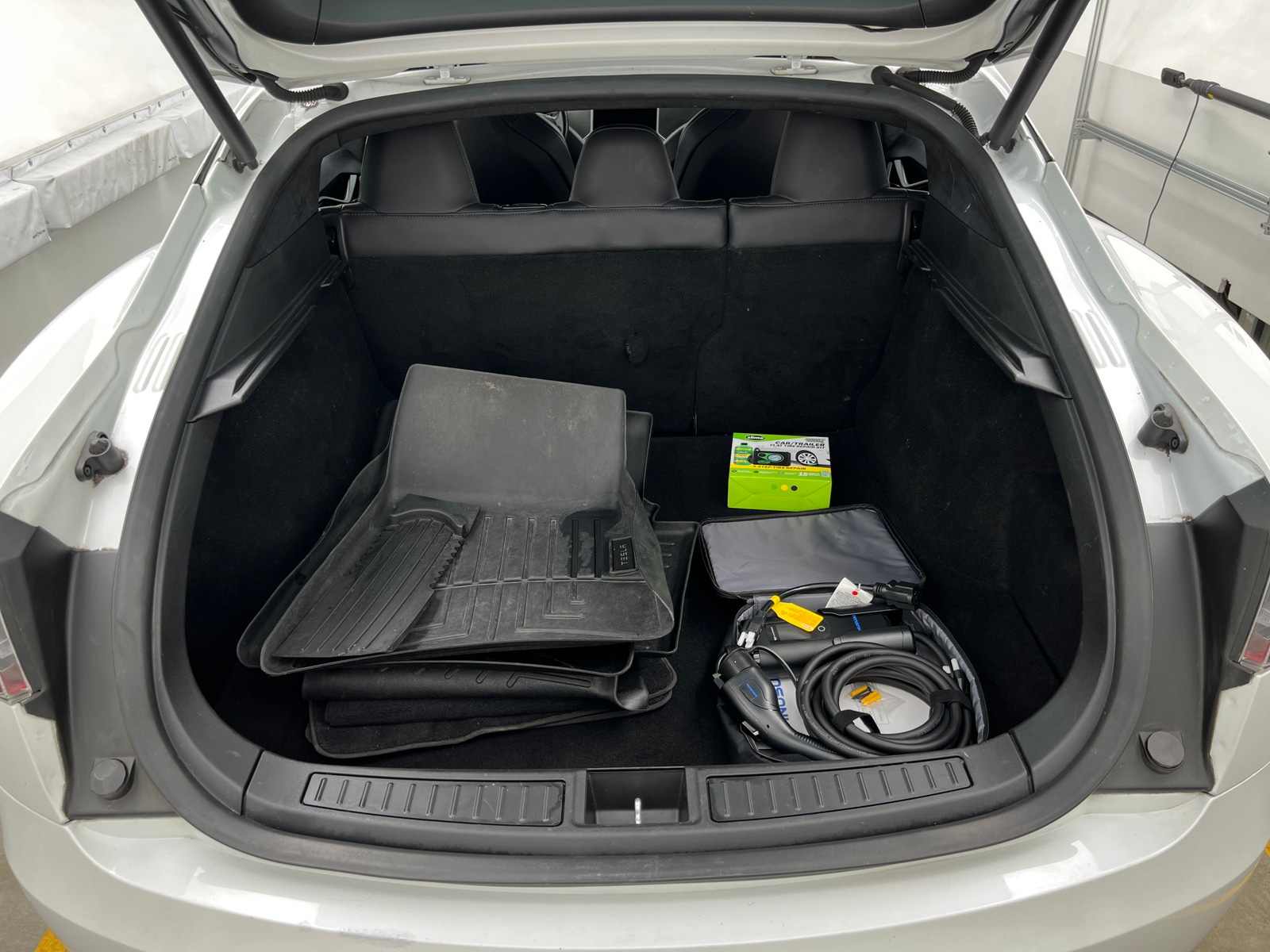 Thumbnail: 2018 Tesla Model S - 6