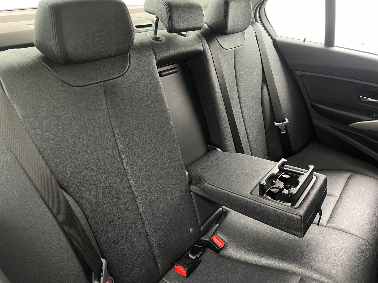 Thumbnail: 2018 BMW 3 Series - 5