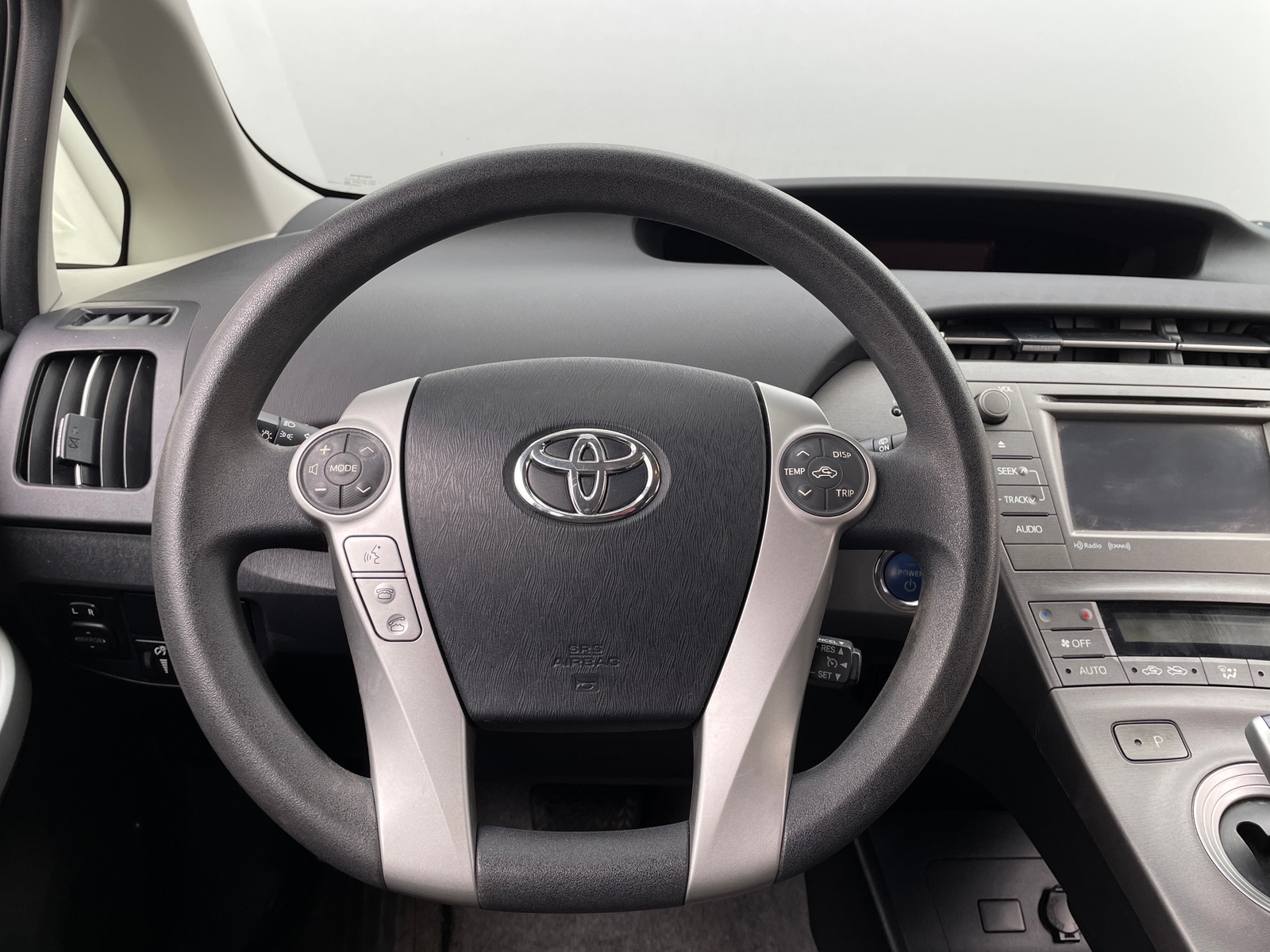 Thumbnail: 2014 Toyota Prius - 5