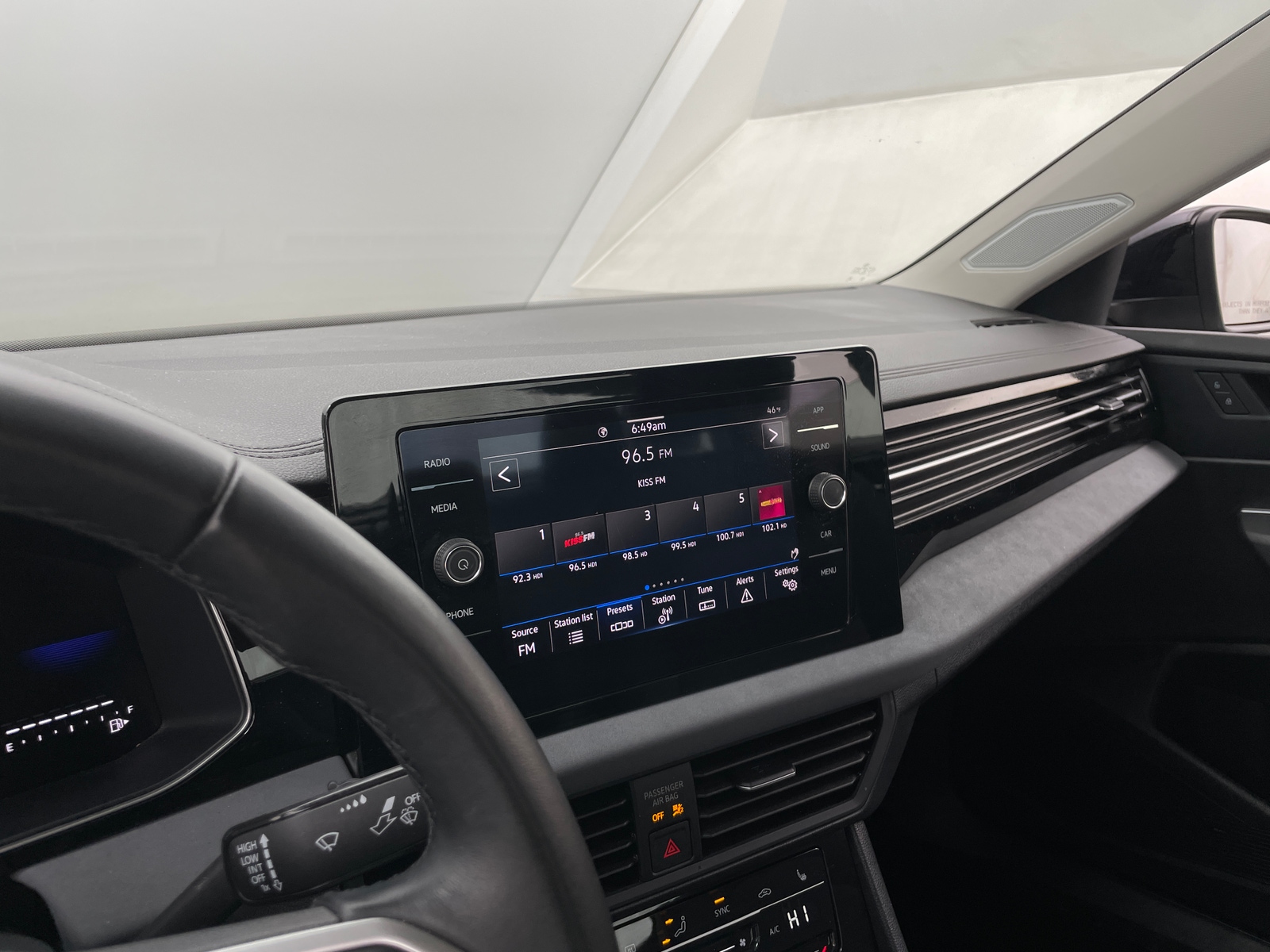 Thumbnail: 2025 Volkswagen Jetta - 3