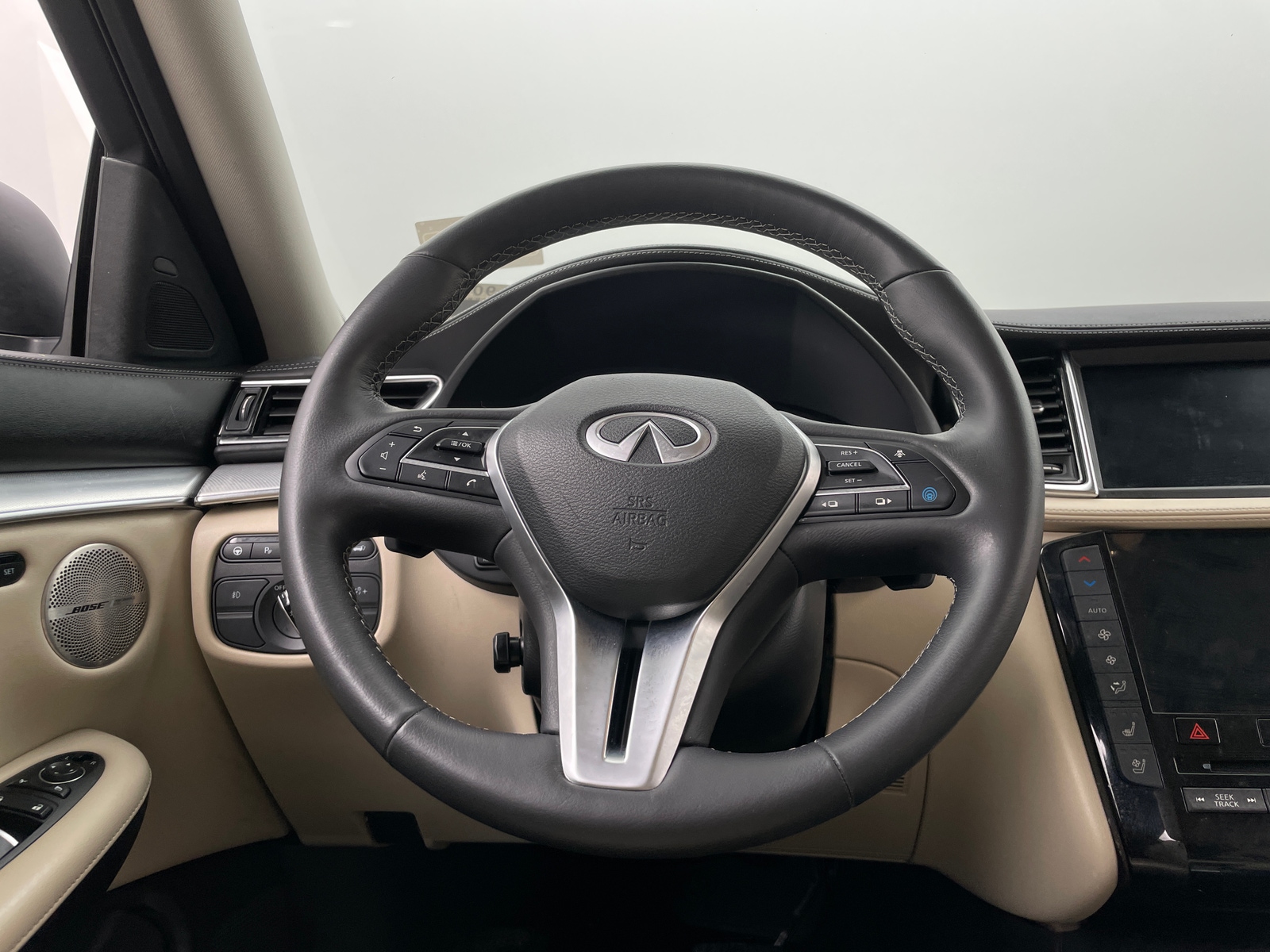 Thumbnail: 2022 INFINITI QX50 - 4