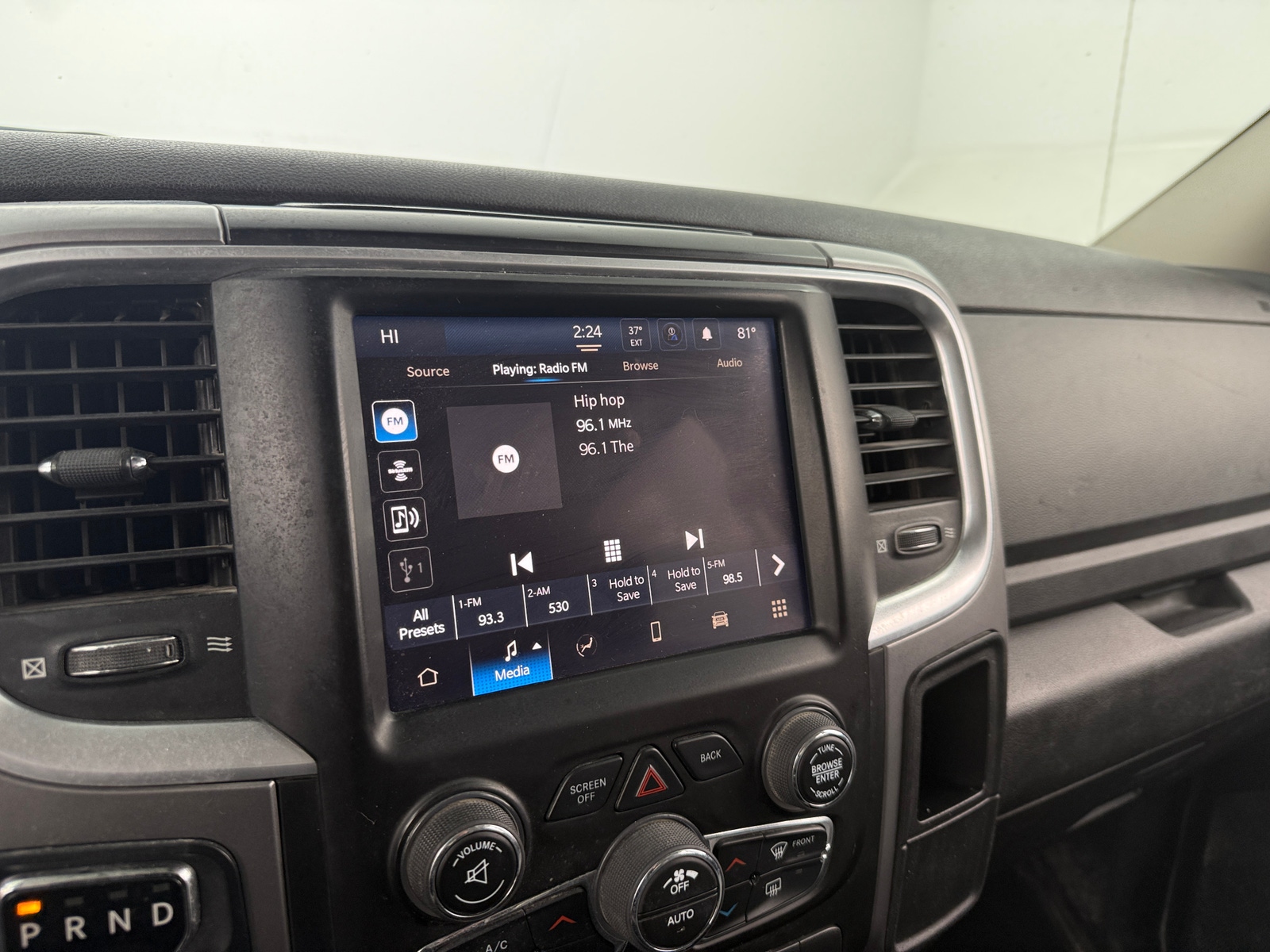 Thumbnail: 2022 RAM 1500 Classic - 4