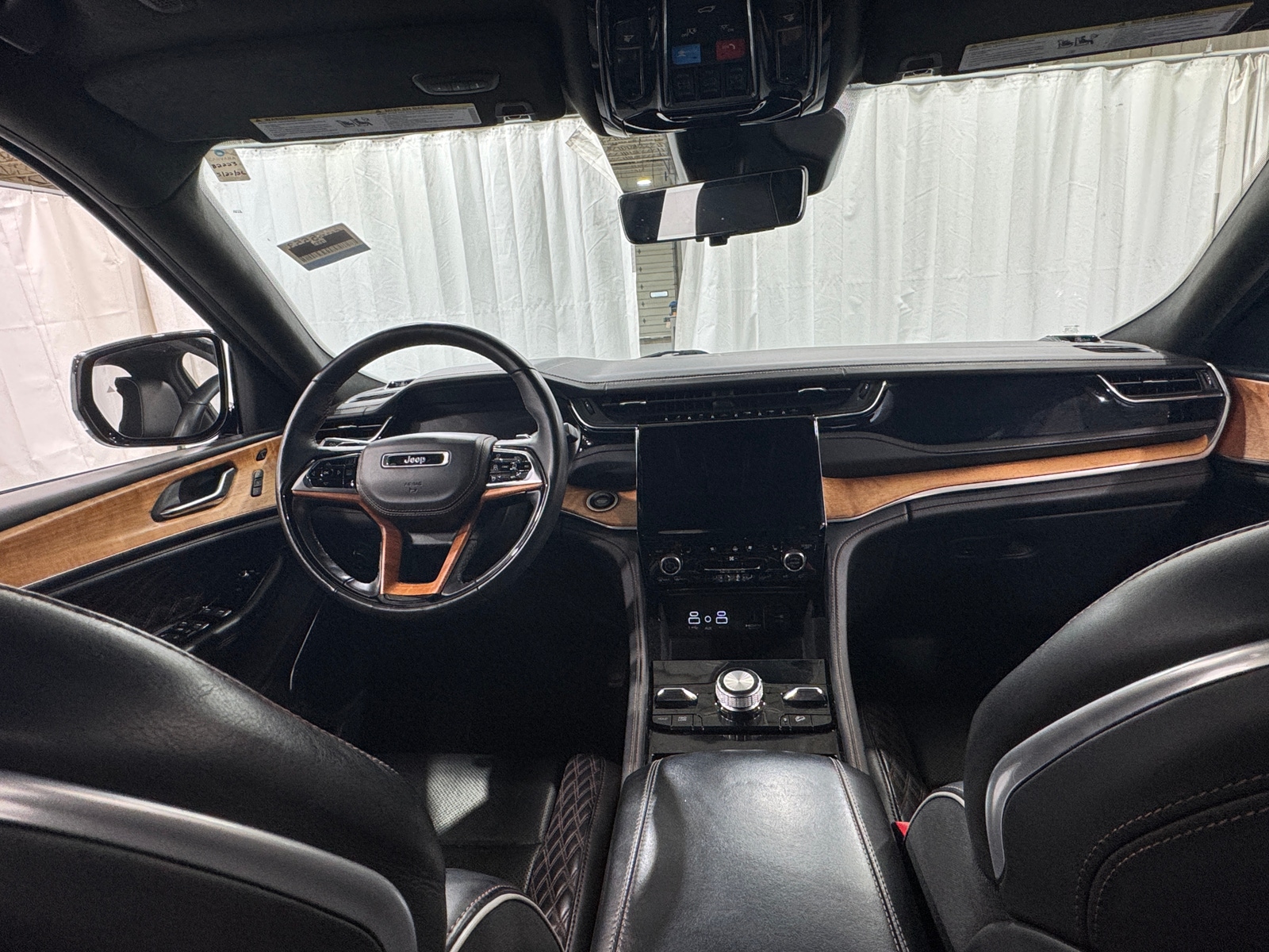 Thumbnail: 2022 Jeep Grand Cherokee - 2