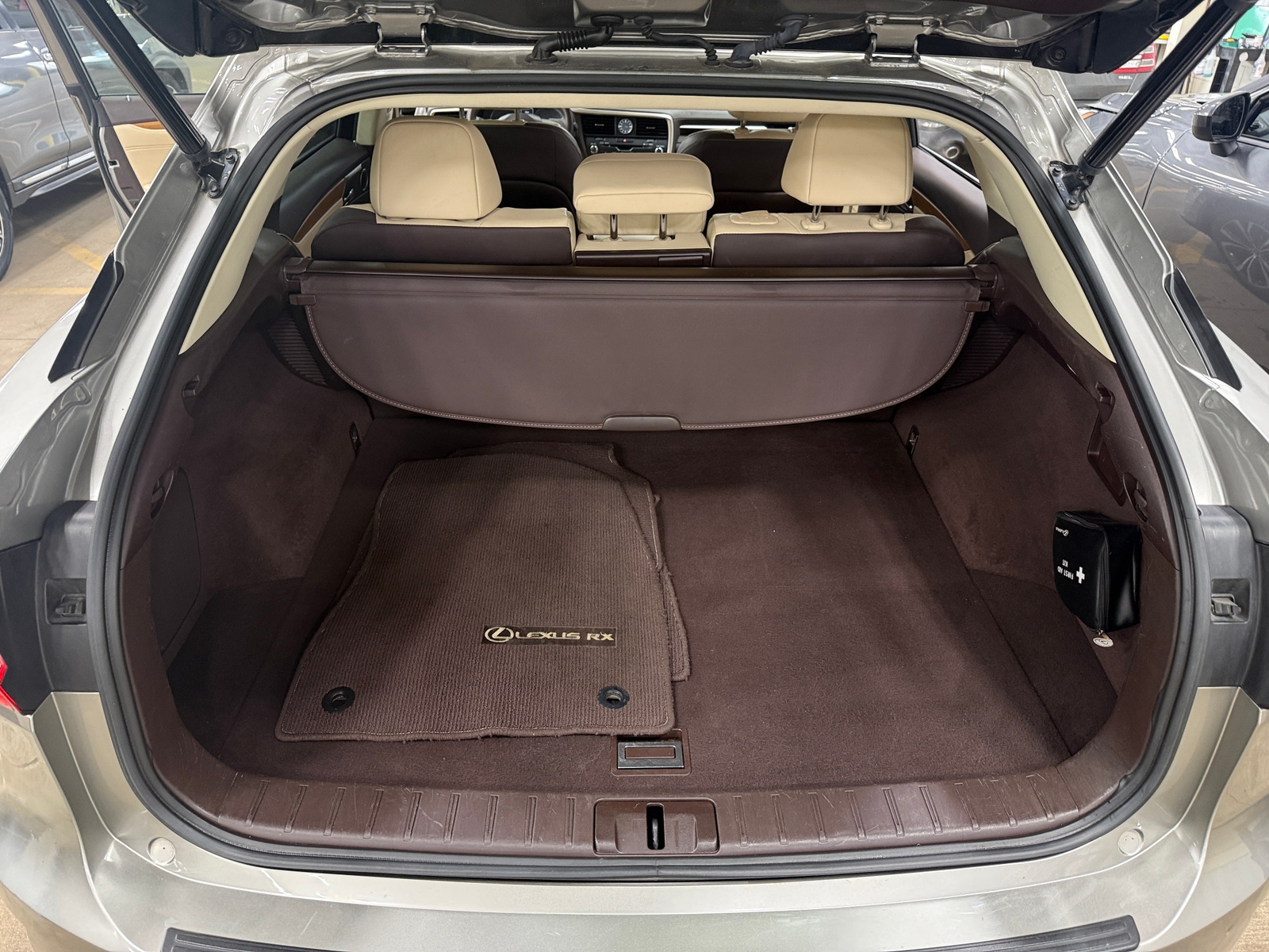 Thumbnail: 2017 Lexus RX - 6