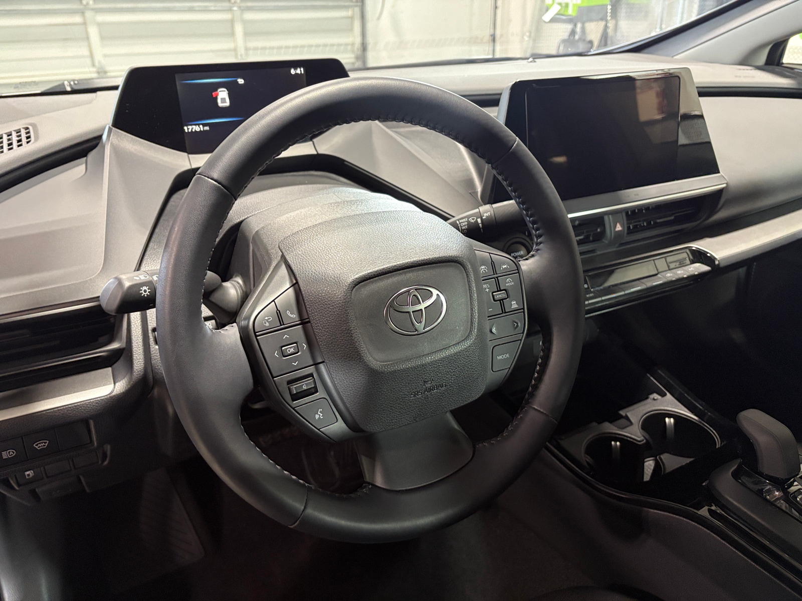 Thumbnail: 2025 Toyota Prius - 5