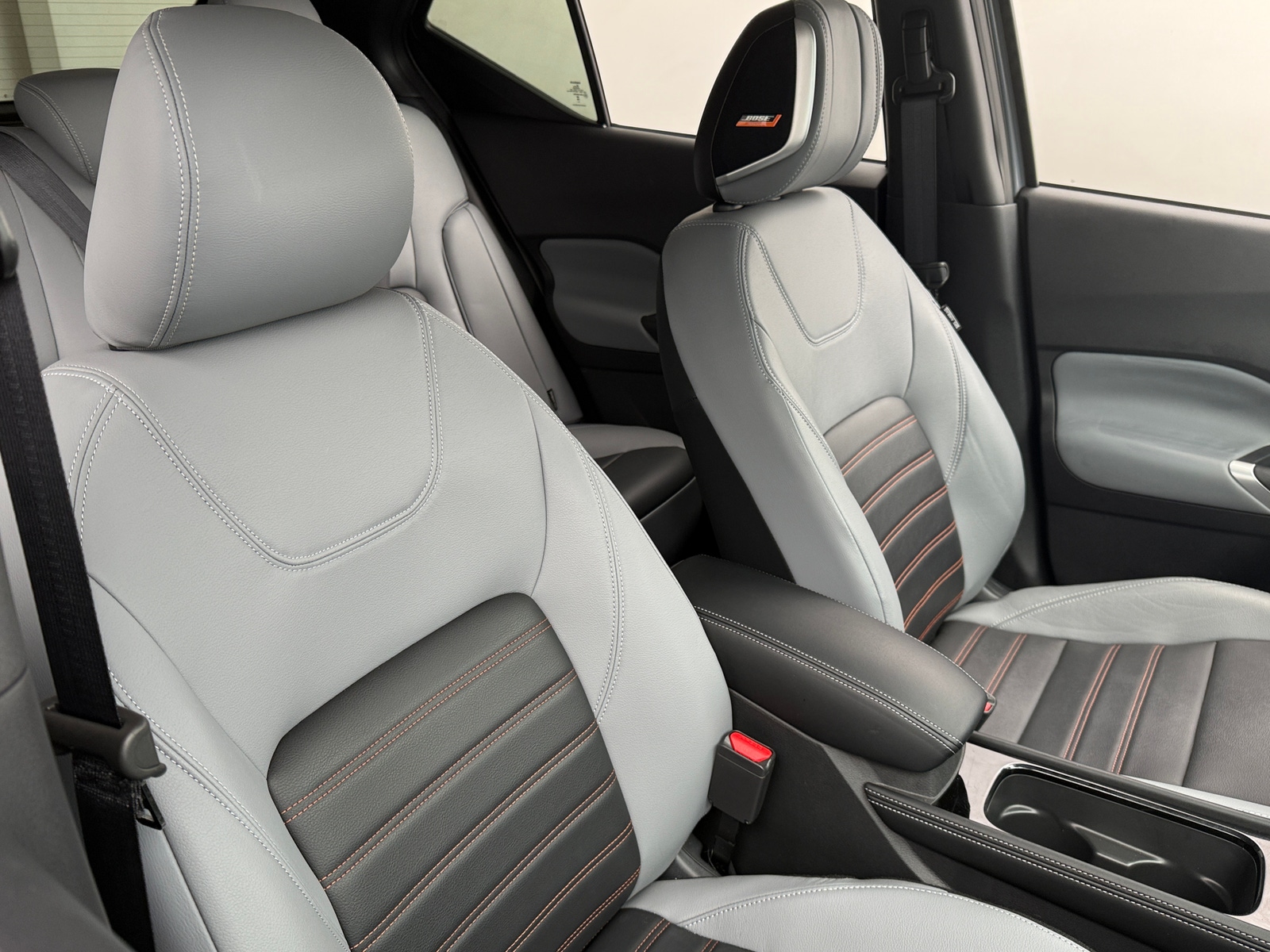 Thumbnail: 2024 Nissan Kicks - 2