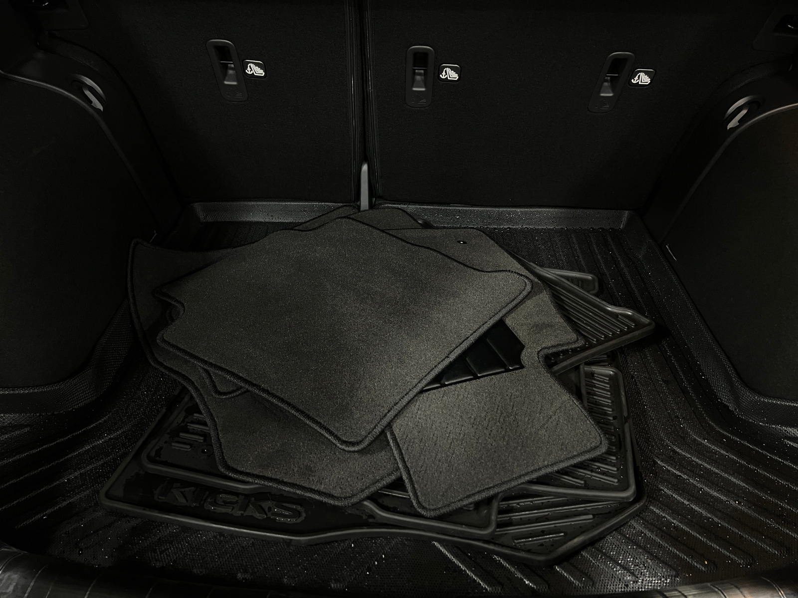 Thumbnail: 2024 Nissan Kicks - 7