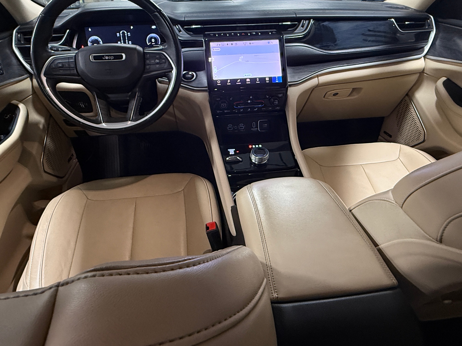 Thumbnail: 2022 Jeep Grand Cherokee L - 2