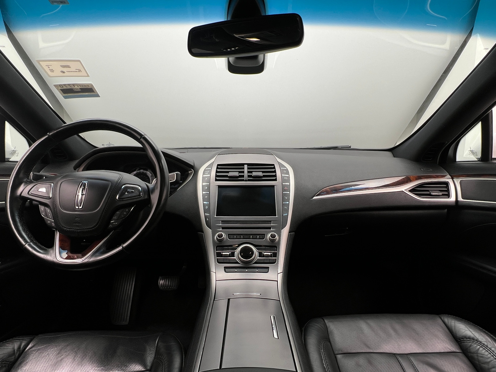 Thumbnail: 2017 Lincoln MKZ - 2