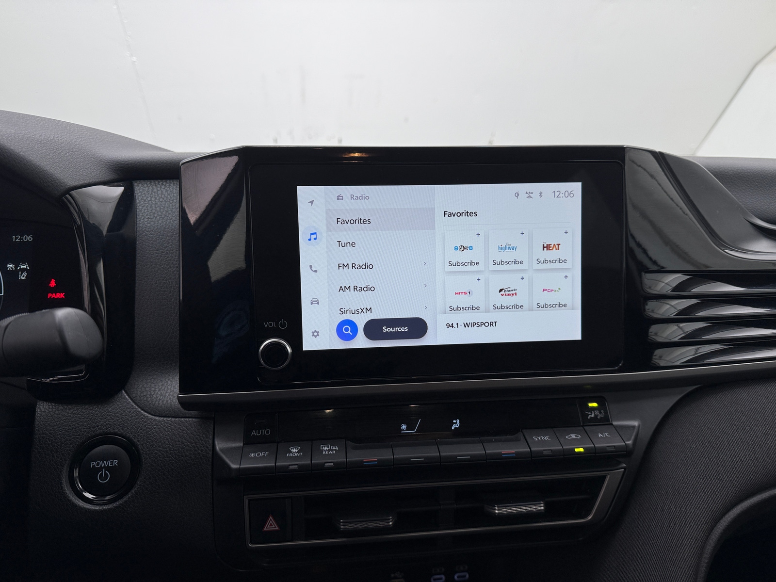 Thumbnail: 2025 Toyota Camry - 4