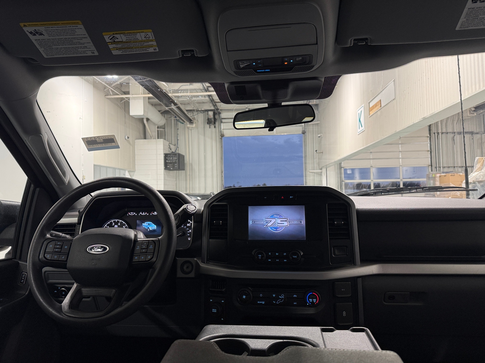 Thumbnail: 2023 Ford Econoline - 3