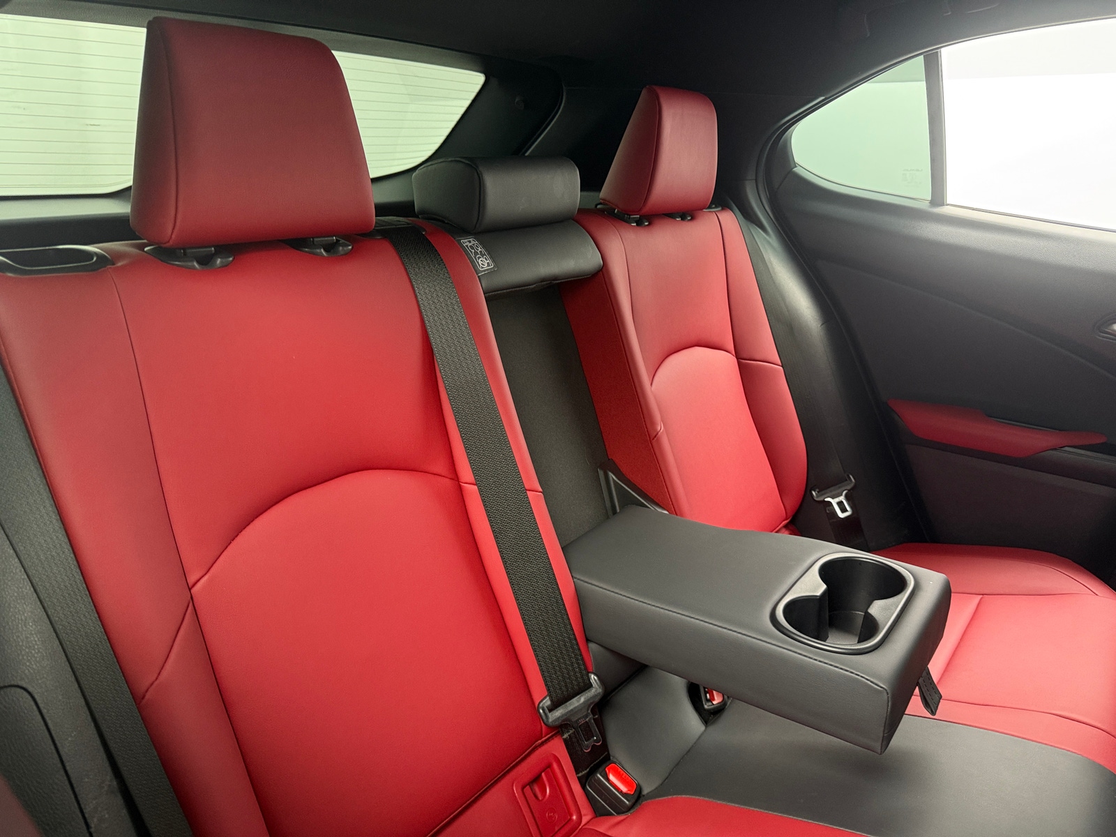 Thumbnail: 2021 Lexus UX - 5