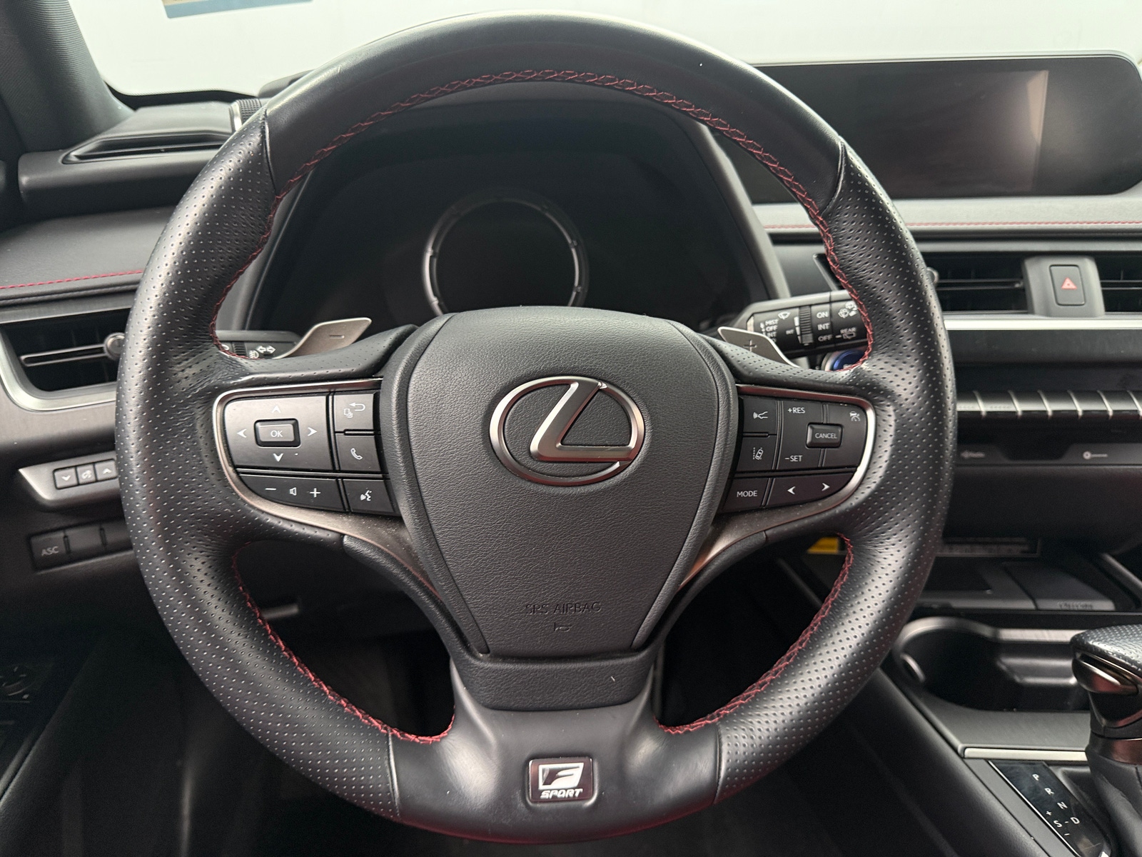 Thumbnail: 2021 Lexus UX - 4