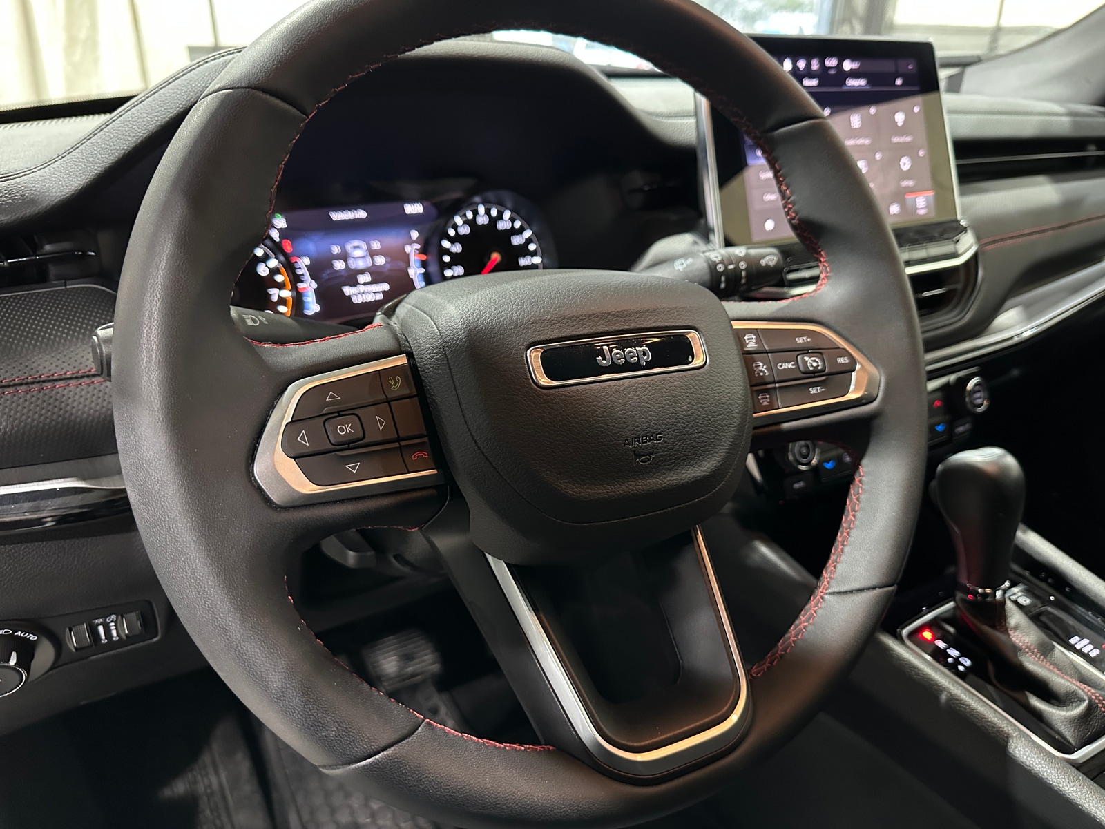 Thumbnail: 2025 Jeep Compass - 4