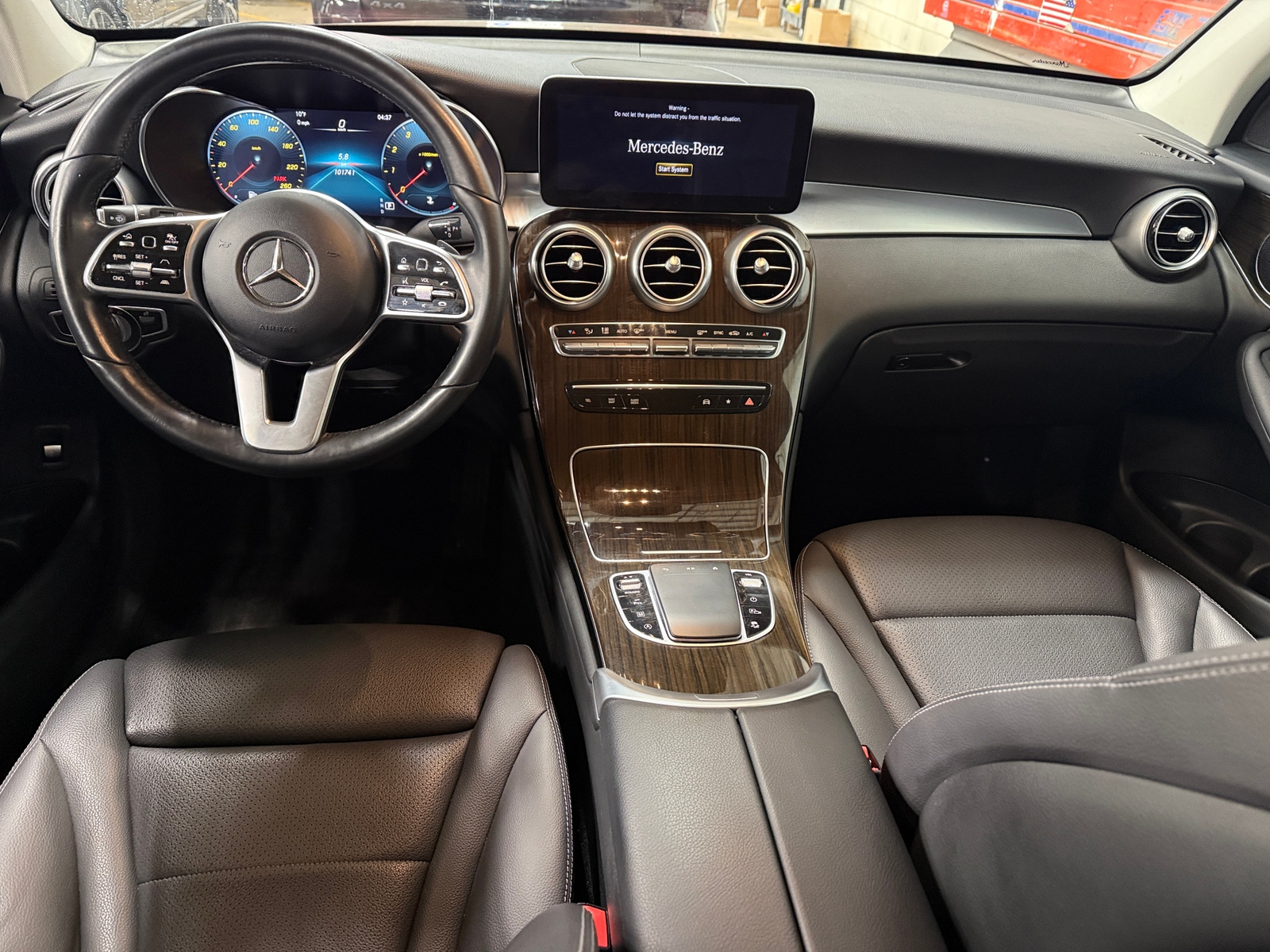 Thumbnail: 2022 Mercedes-Benz GLC - 2