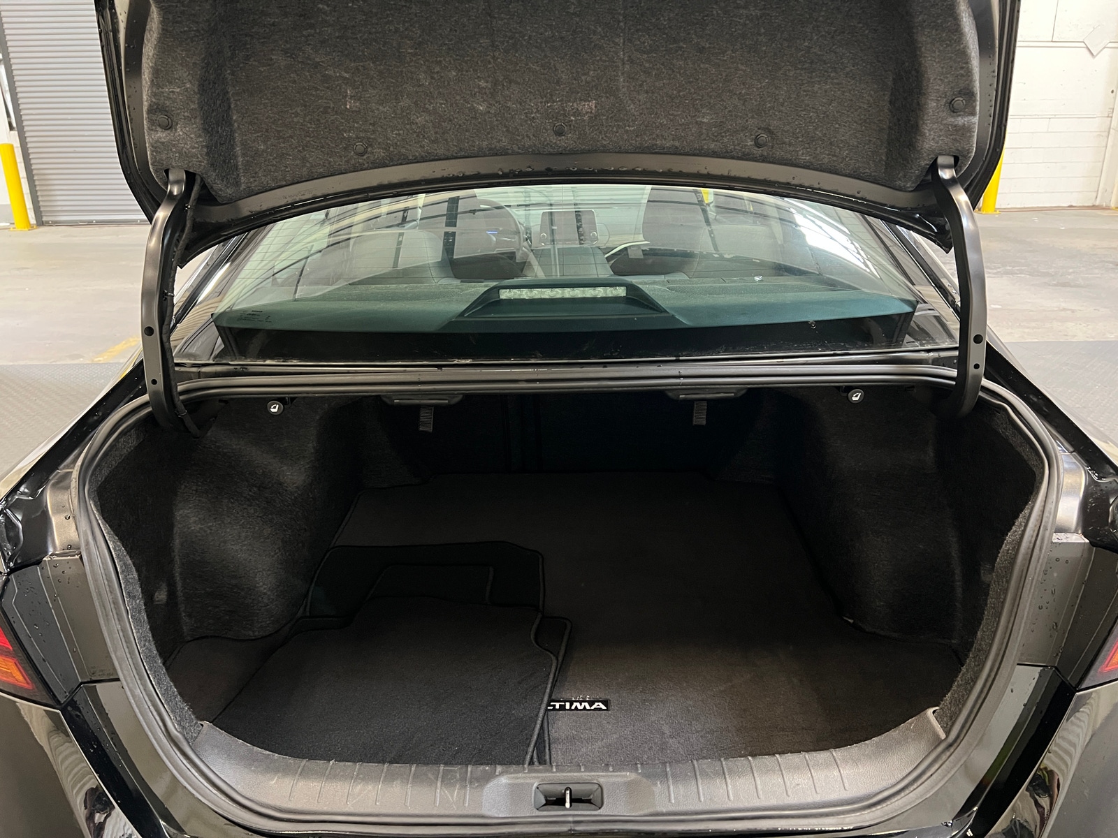 Thumbnail: 2025 Nissan Altima - 7