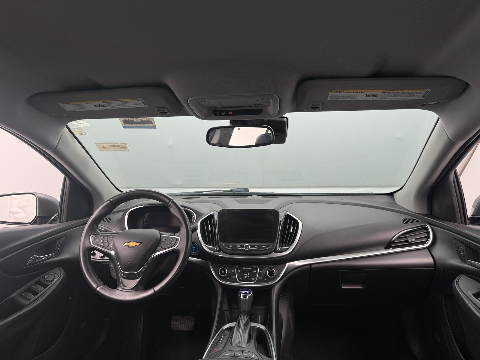 Thumbnail: 2017 Chevrolet Volt - 2