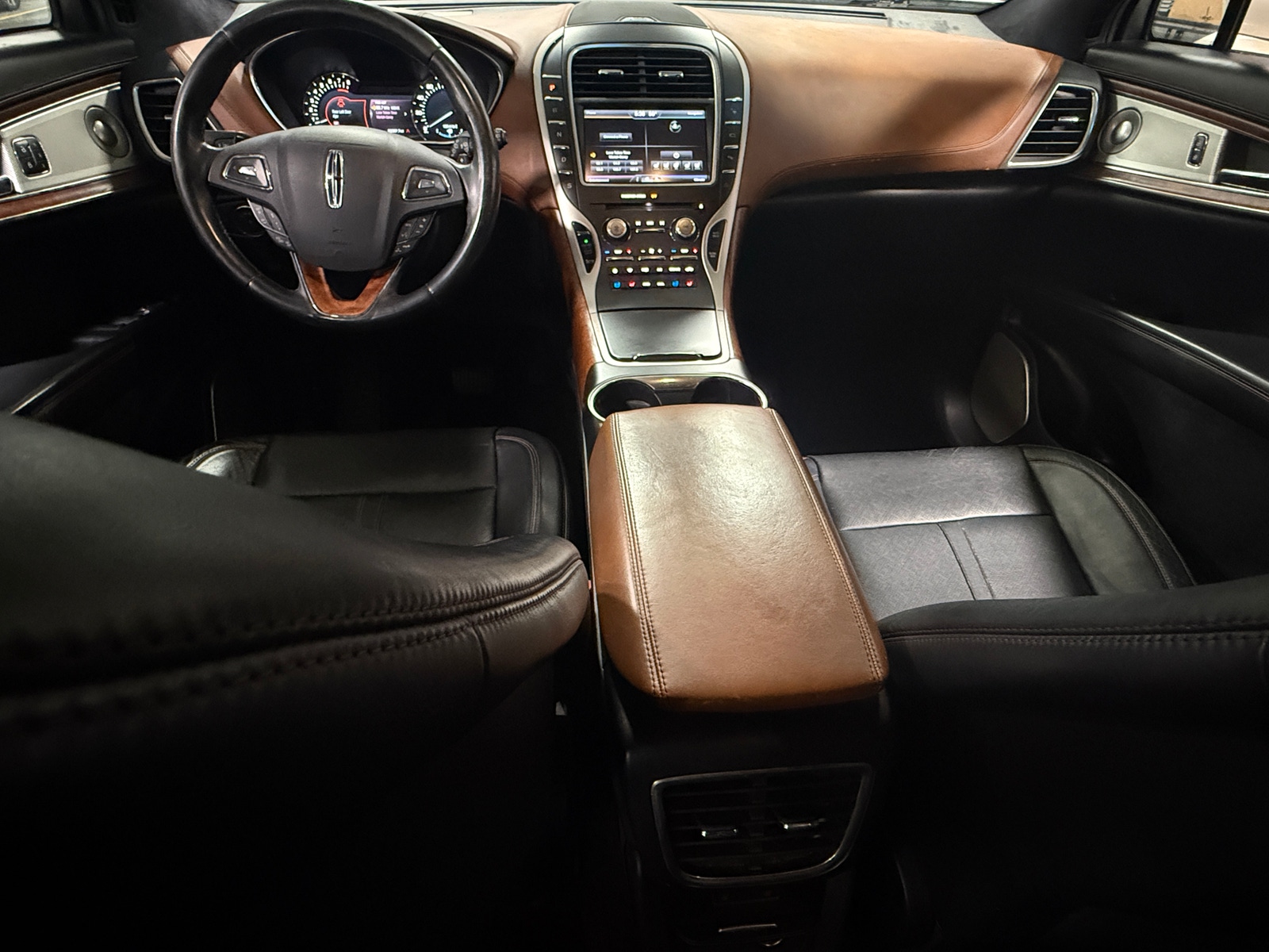 Thumbnail: 2016 Lincoln MKX - 2