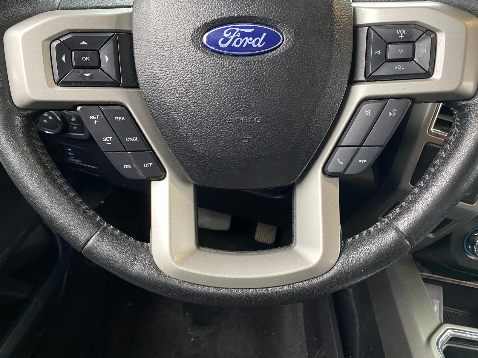 Thumbnail: 2018 Ford Econoline - 4