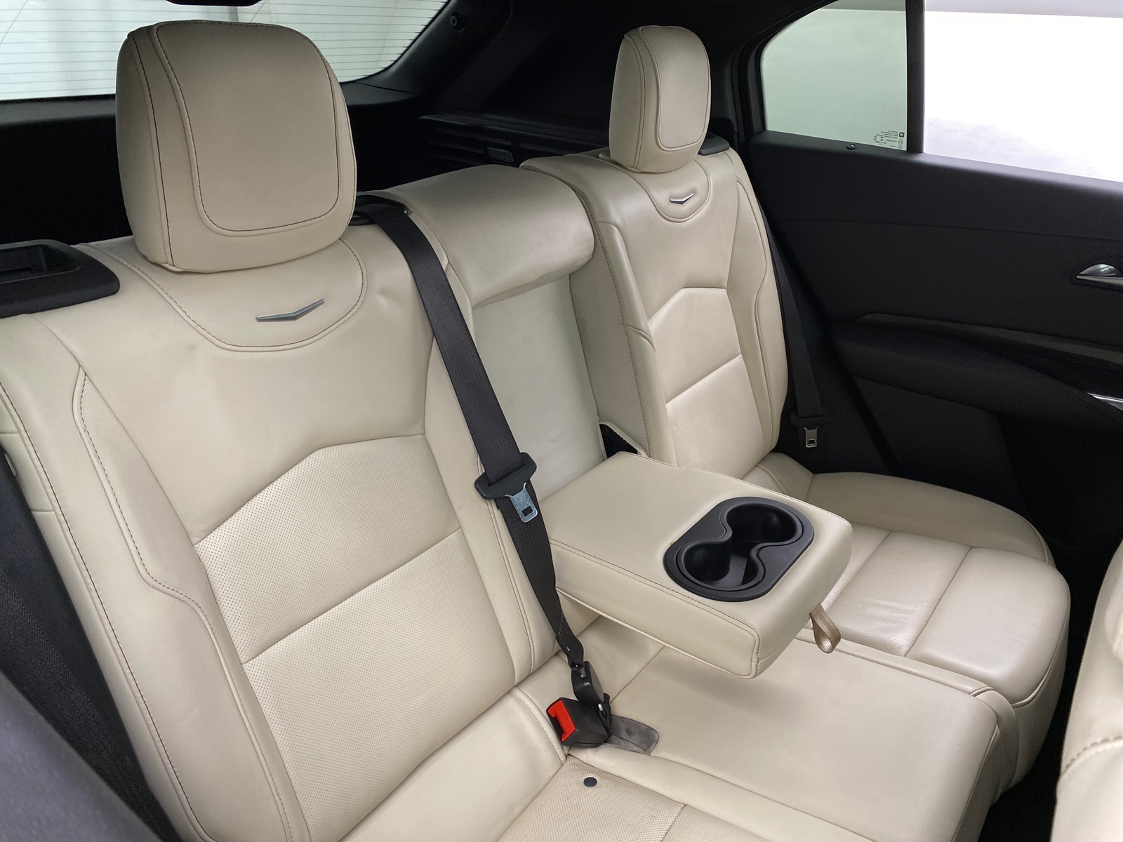 Thumbnail: 2020 Cadillac XT4 - 5