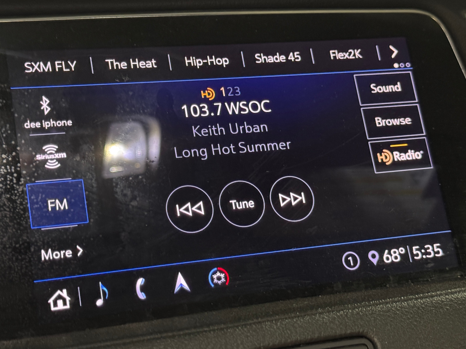 Thumbnail: 2020 Cadillac XT4 - 3