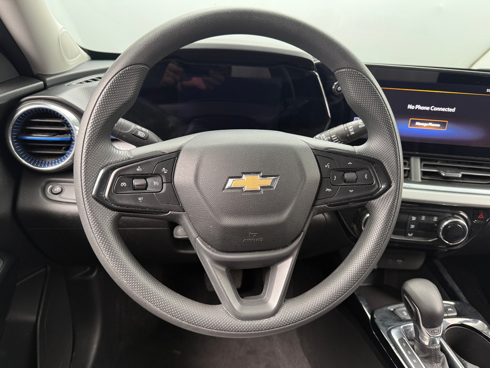 Thumbnail: 2025 Chevrolet Trax - 5