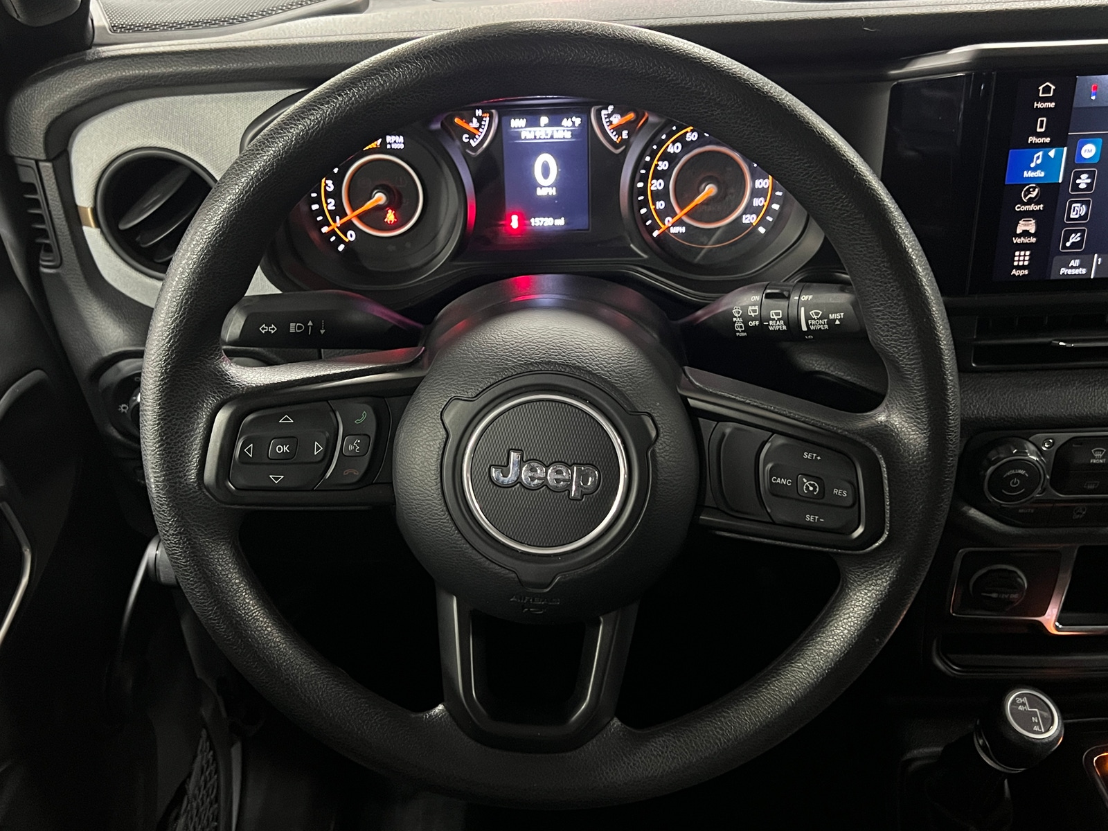 Thumbnail: 2024 Jeep Wrangler - 5