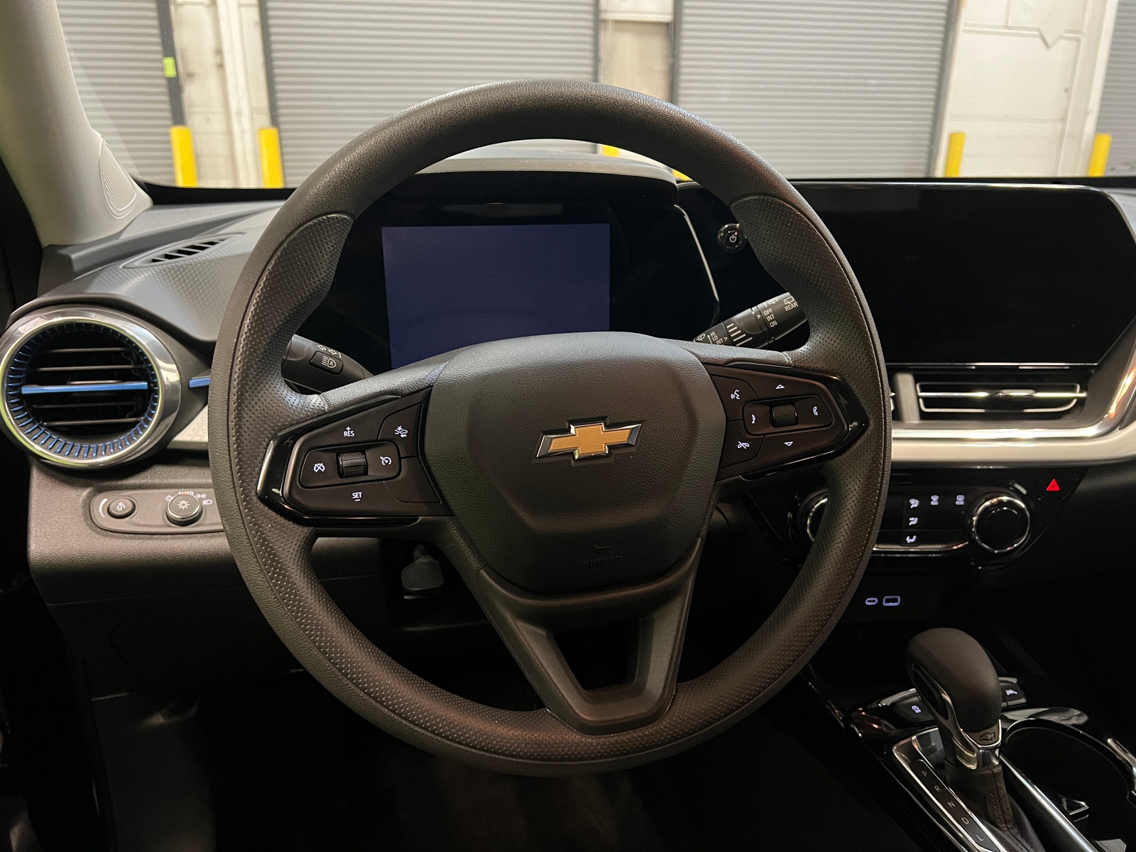 Thumbnail: 2025 Chevrolet Trax - 5