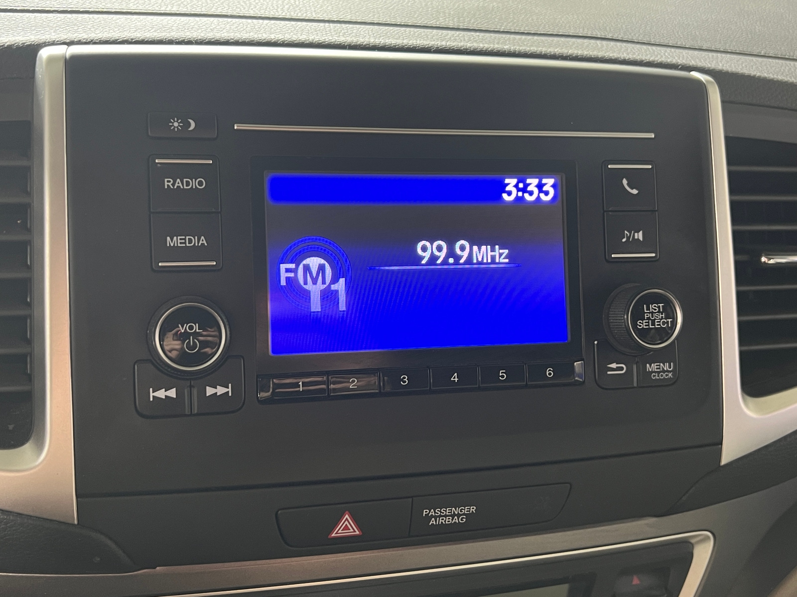 Thumbnail: 2019 Honda Pilot - 4