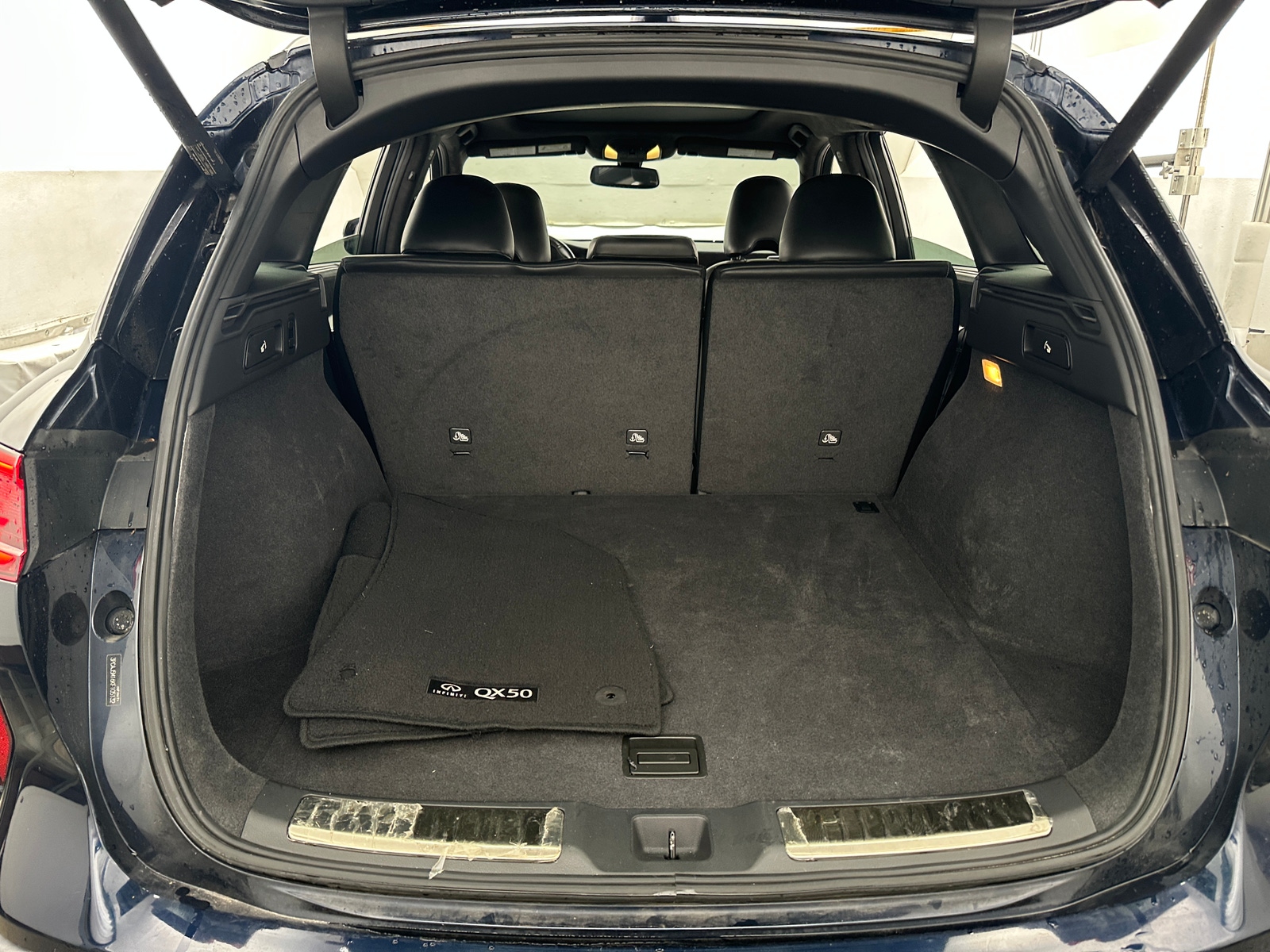 Thumbnail: 2019 INFINITI QX50 - 6