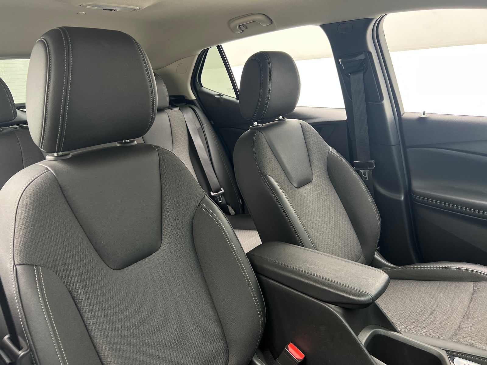 Thumbnail: 2025 Buick Encore GX - 2