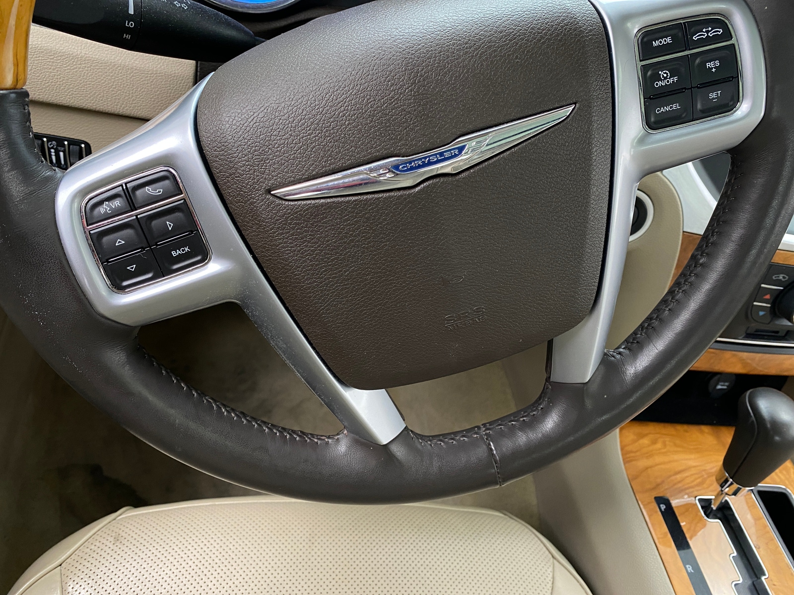 Thumbnail: 2012 Chrysler 300 - 4