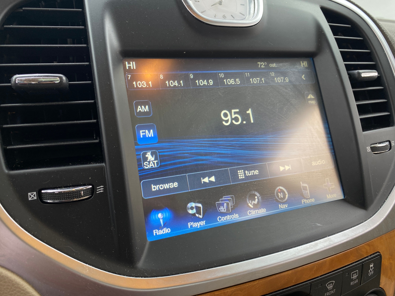 Thumbnail: 2012 Chrysler 300 - 3