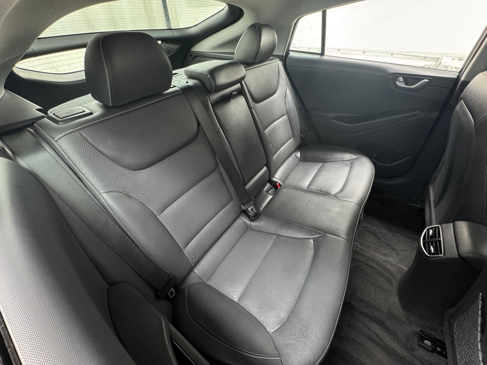 Thumbnail: 2019 Hyundai Ioniq - 5