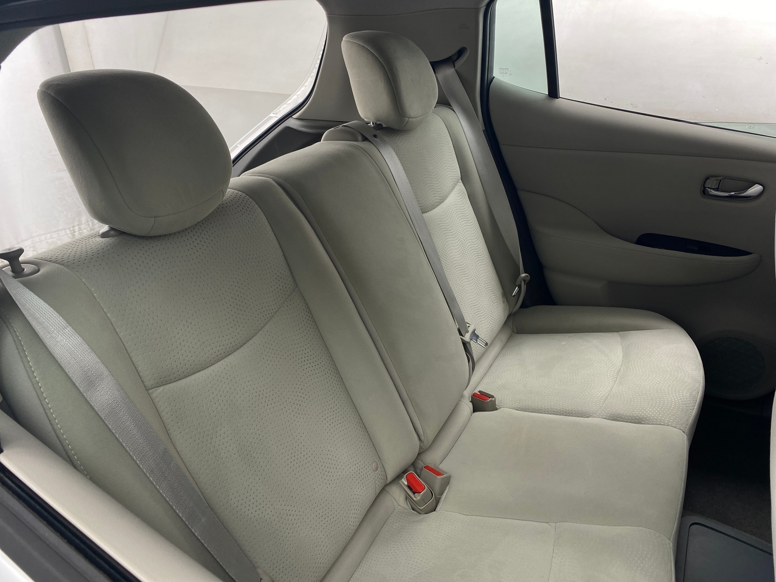 Thumbnail: 2015 Nissan Leaf - 6