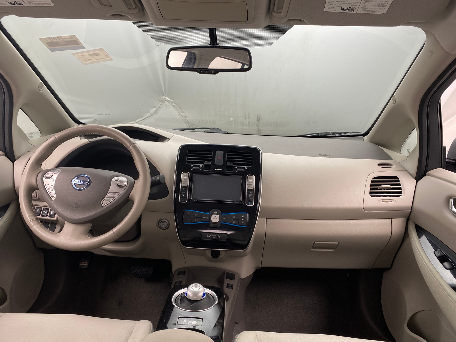 Thumbnail: 2015 Nissan Leaf - 3