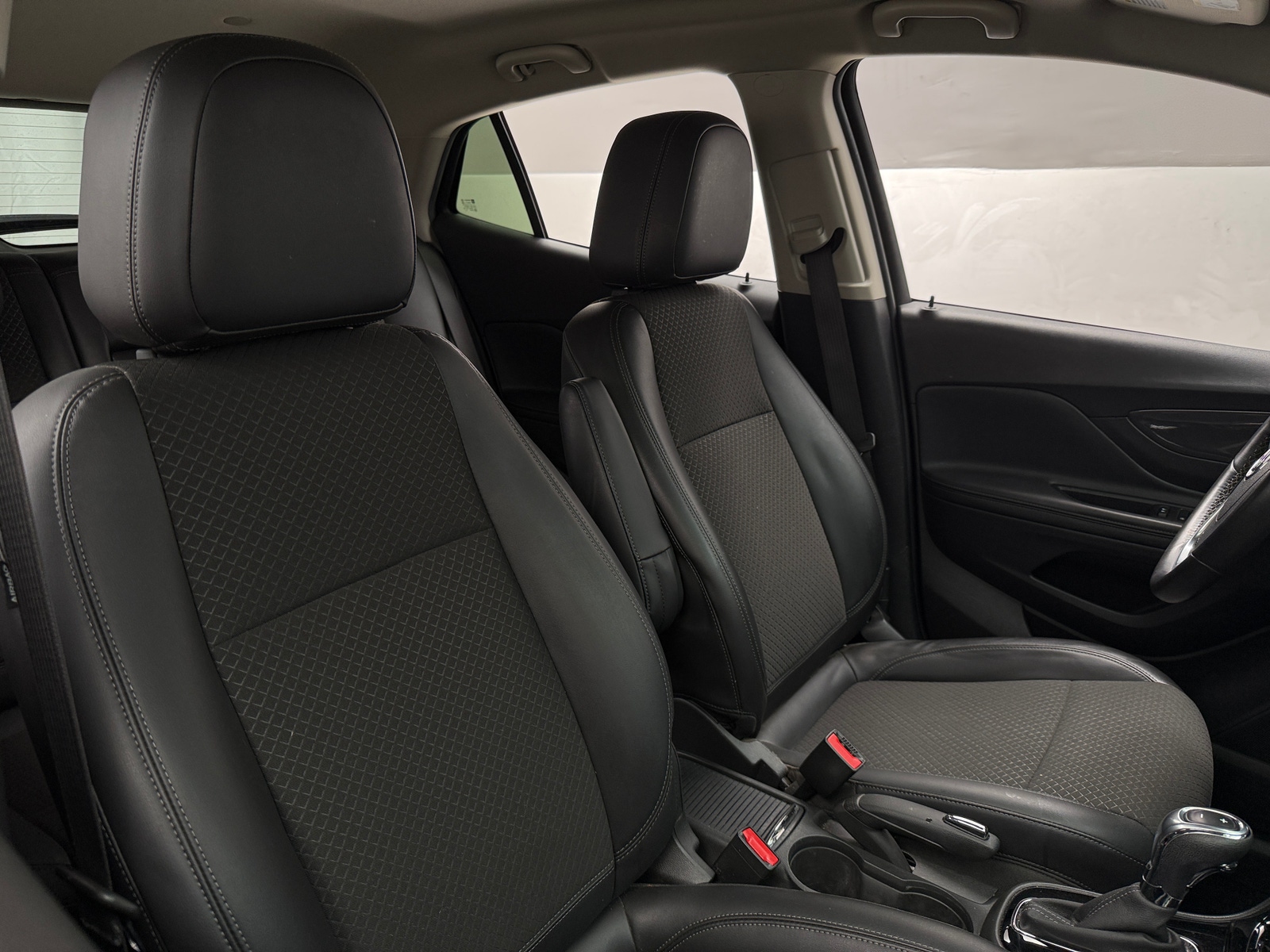 Thumbnail: 2019 Buick Encore - 2