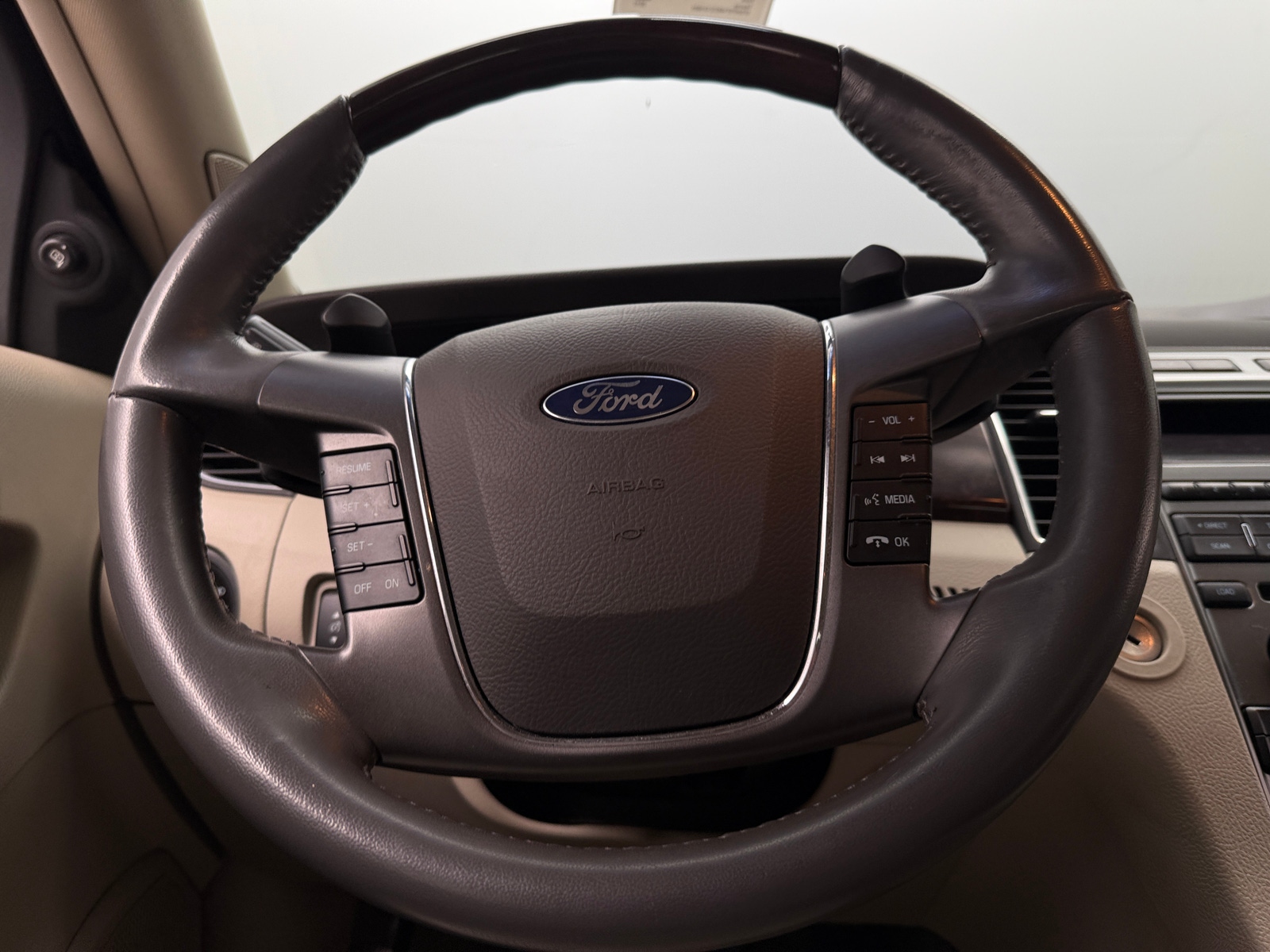 Thumbnail: 2012 Ford Taurus - 4