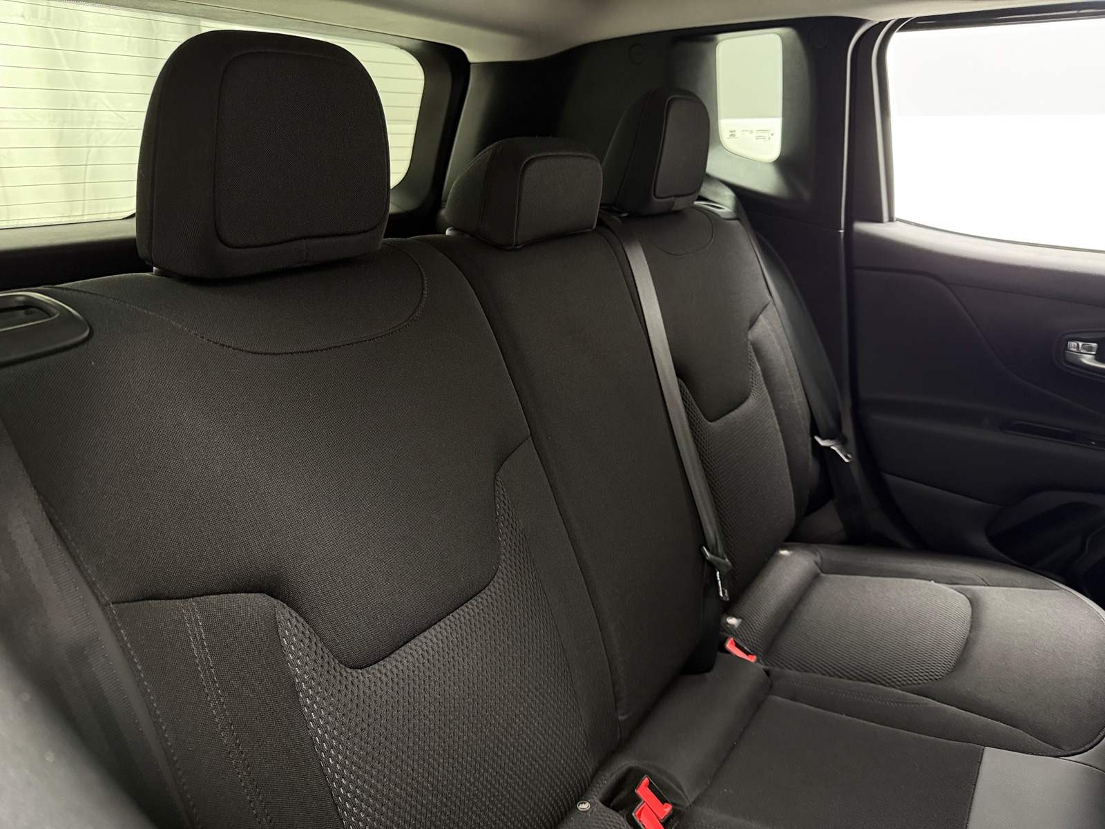 Thumbnail: 2019 Jeep Renegade - 6