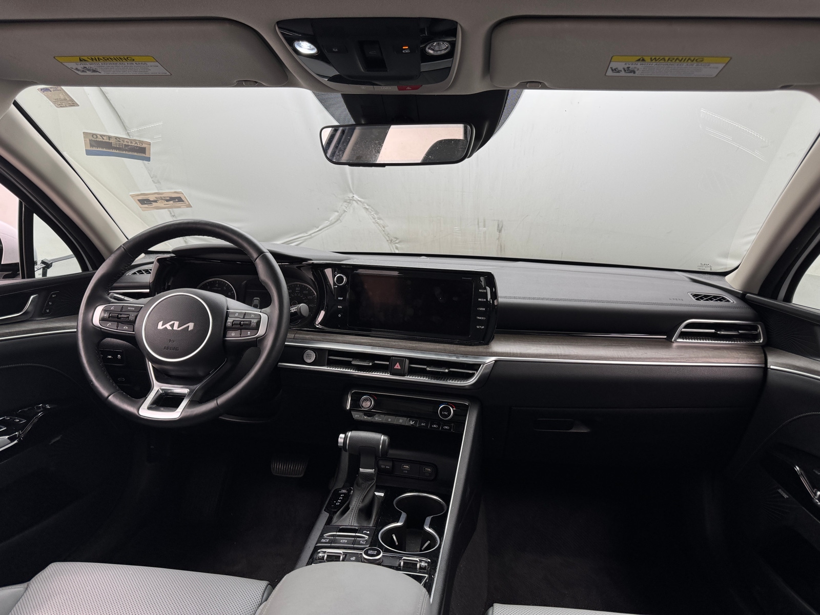 Thumbnail: 2023 Kia K5 - 2