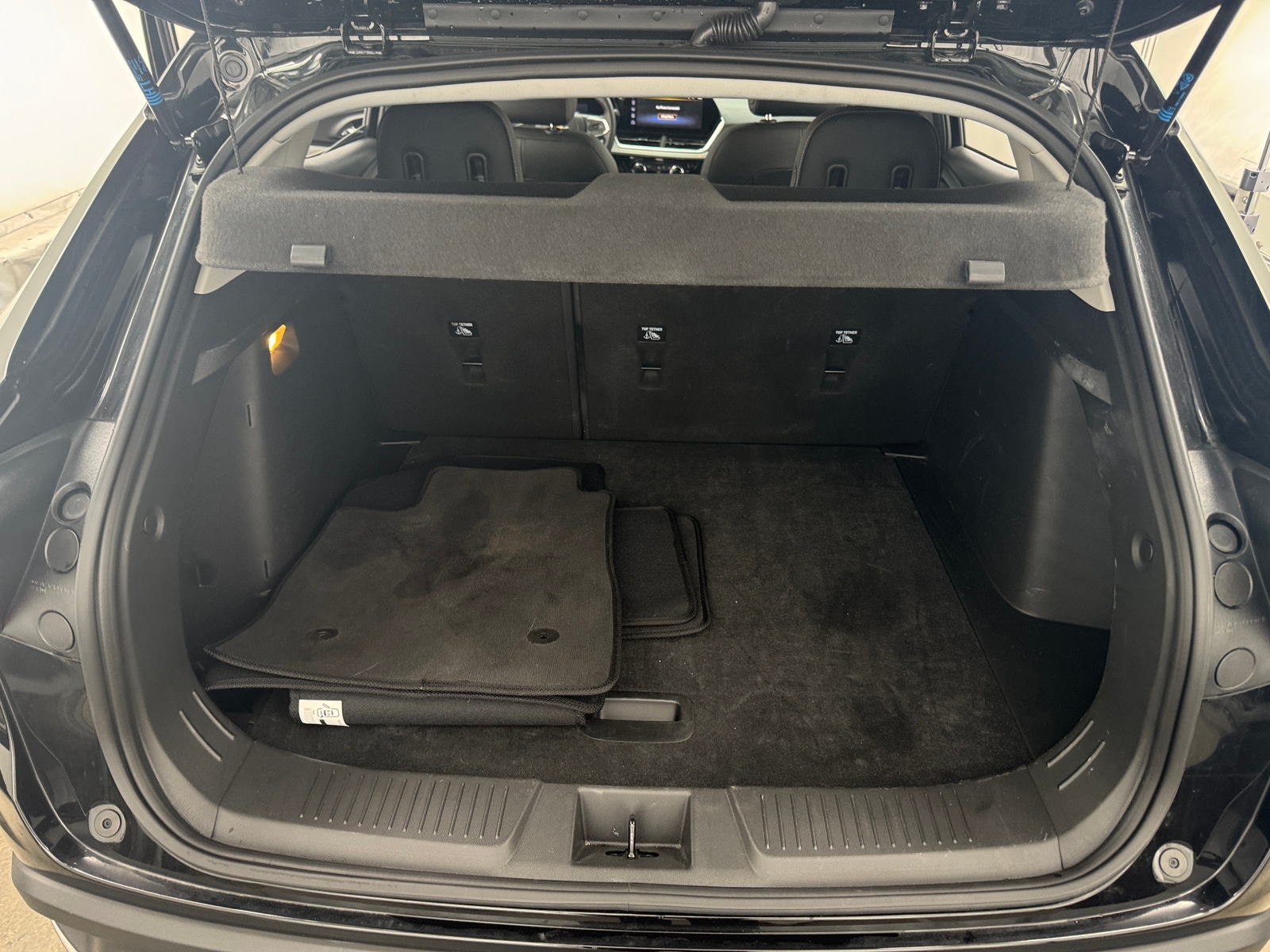 Thumbnail: 2025 Chevrolet Trax - 7