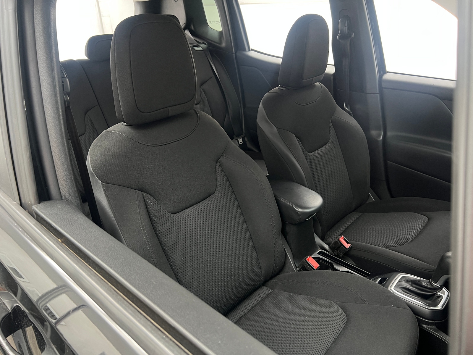 Thumbnail: 2018 Jeep Renegade - 2