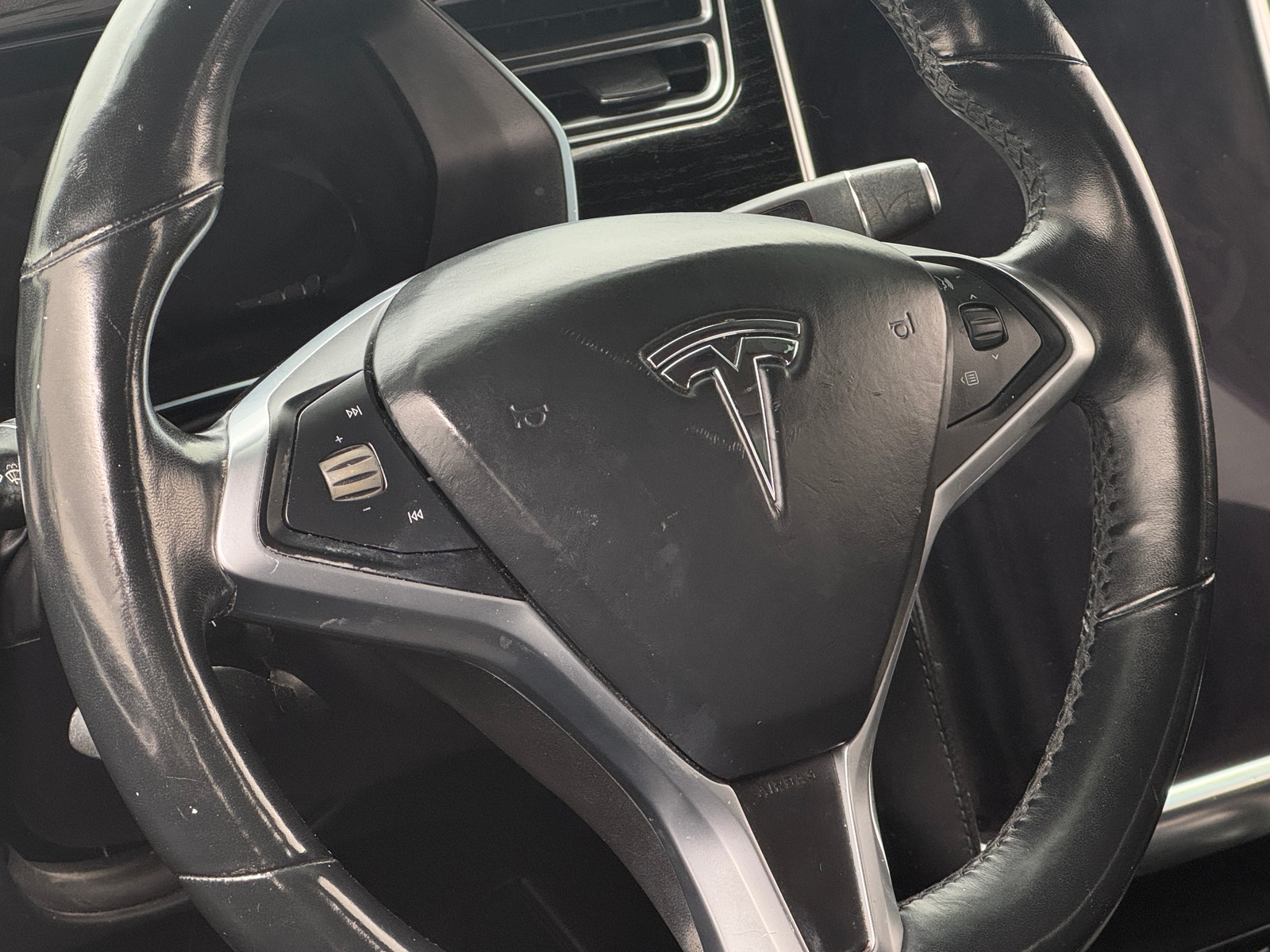 Thumbnail: 2017 Tesla Model X - 4