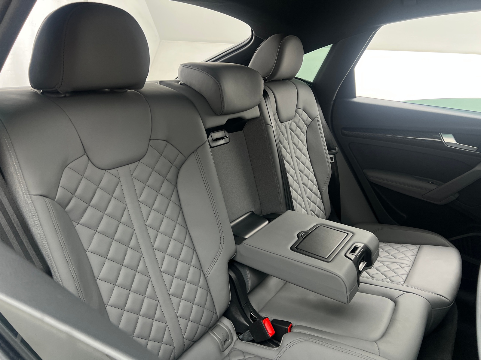 Thumbnail: 2024 Audi SQ5 - 5