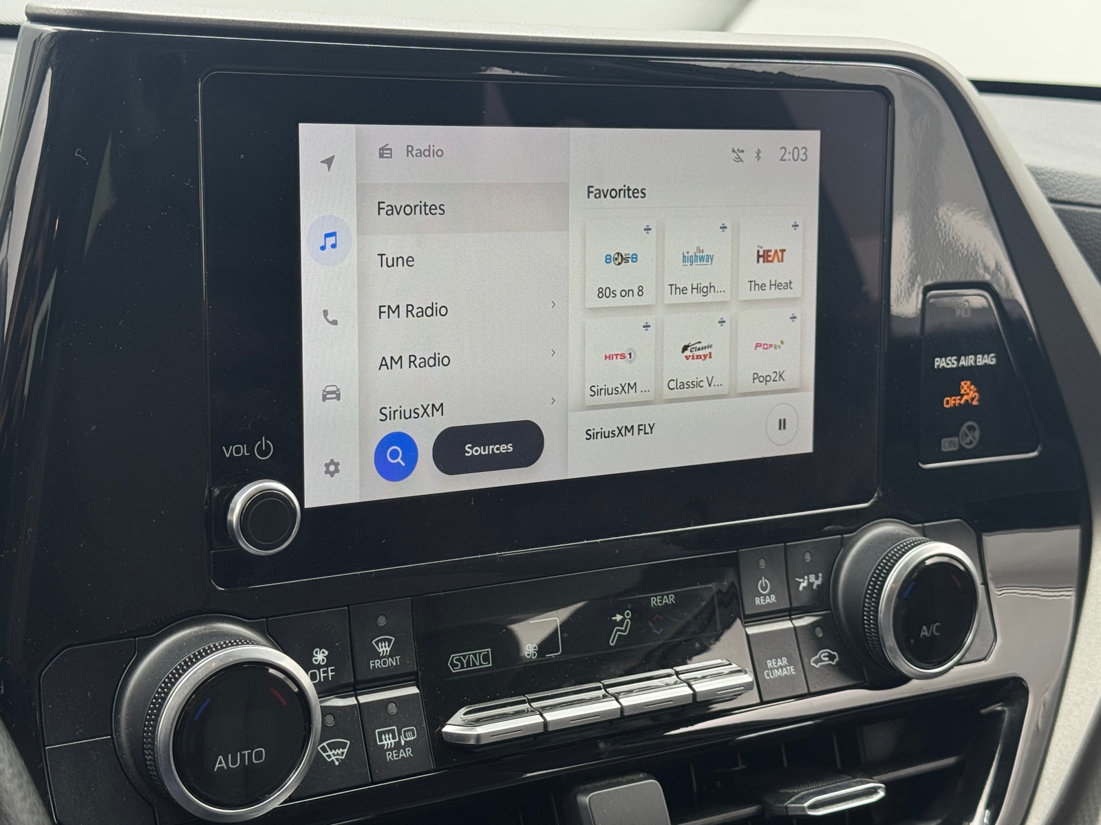 Thumbnail: 2023 Toyota Highlander - 4