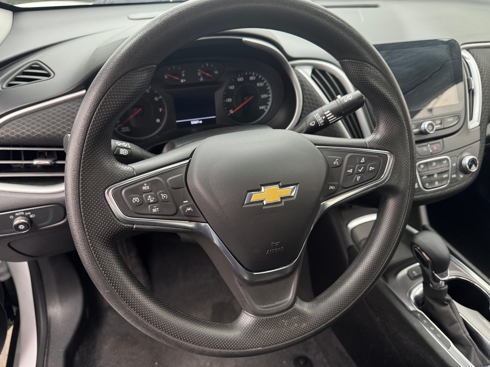 Thumbnail: 2024 Chevrolet Malibu - 5