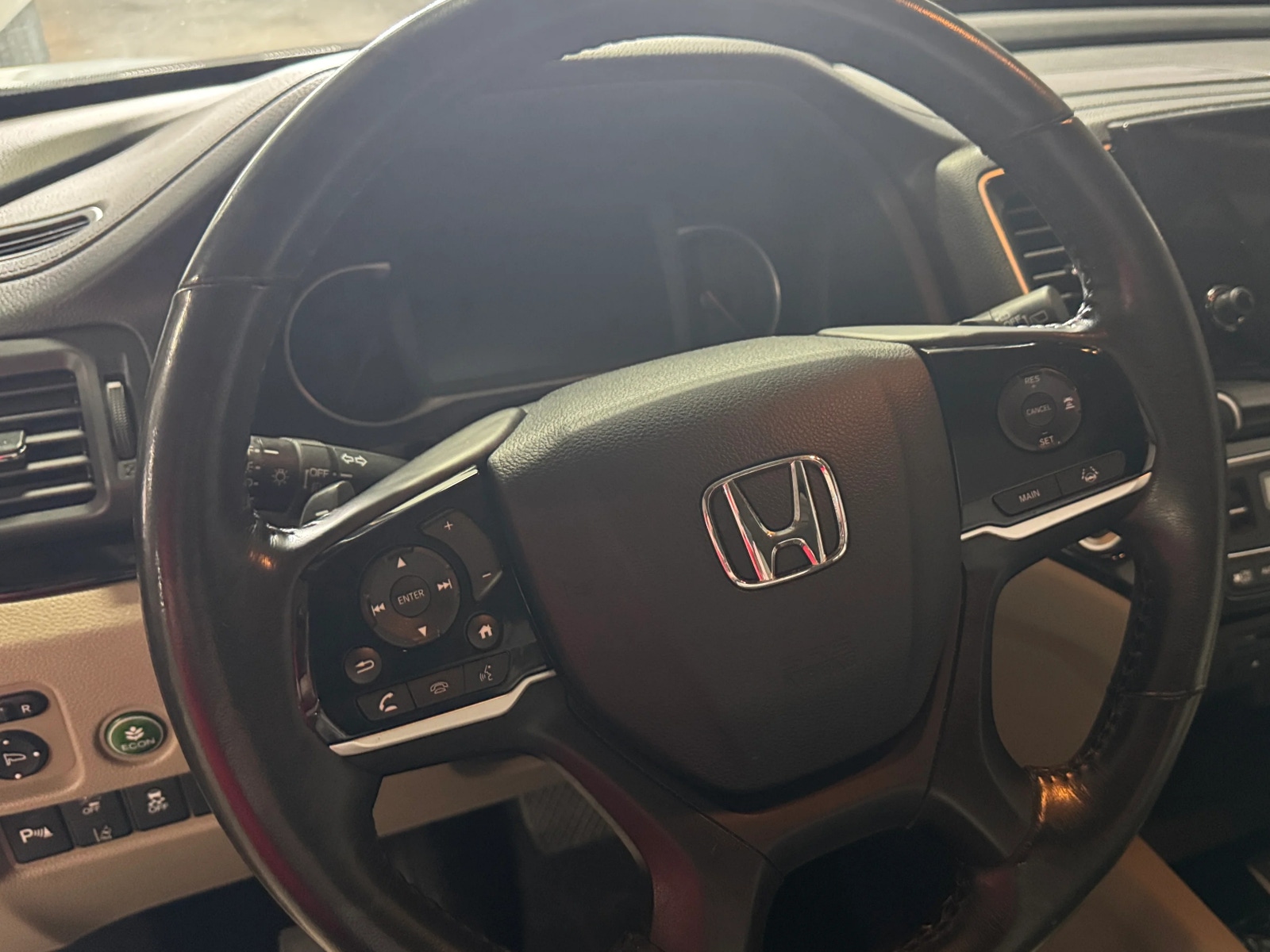 Thumbnail: 2019 Honda Pilot - 4